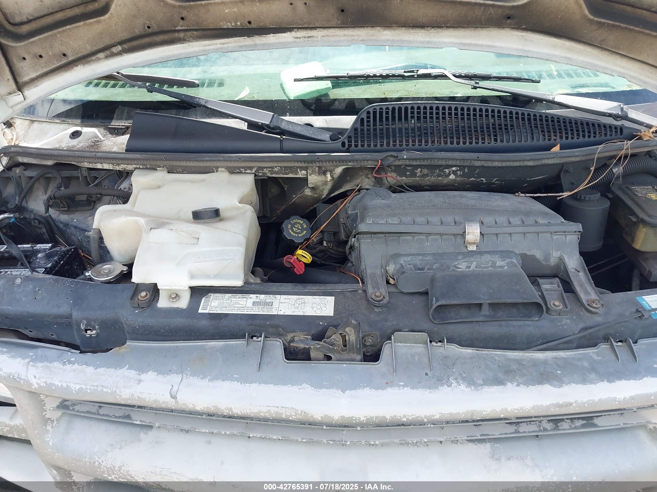 CHEVROLET EXPRESS image 10