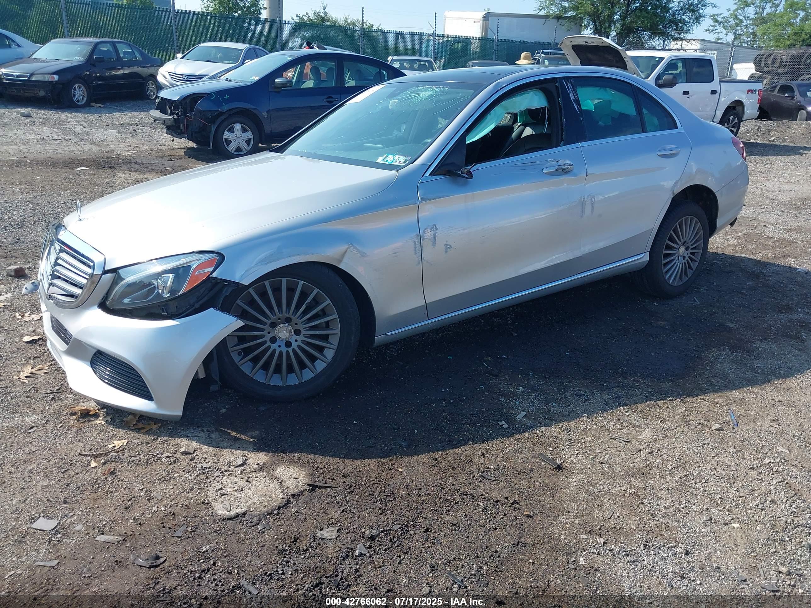 MERCEDES-BENZ C image 2