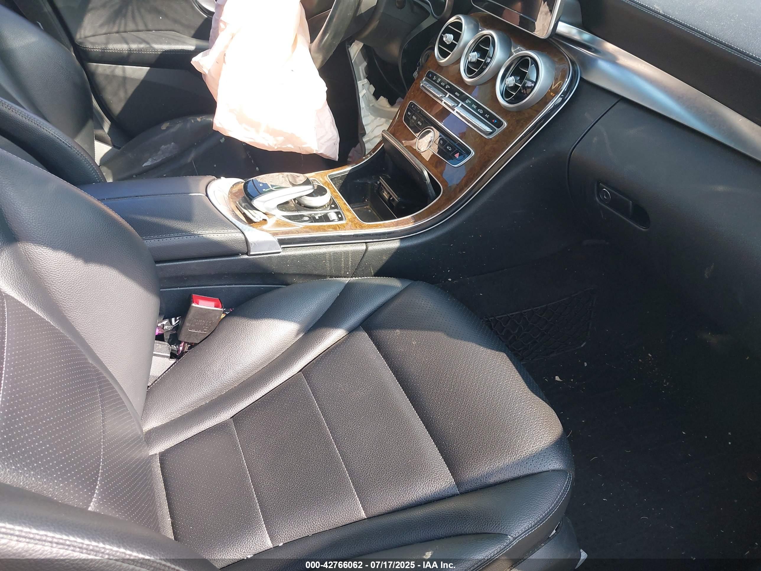 MERCEDES-BENZ C image 5