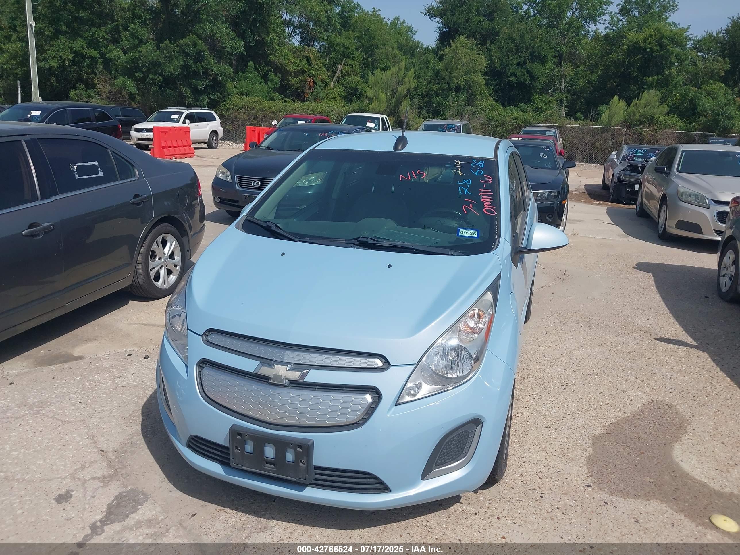 CHEVROLET SPARK image 6