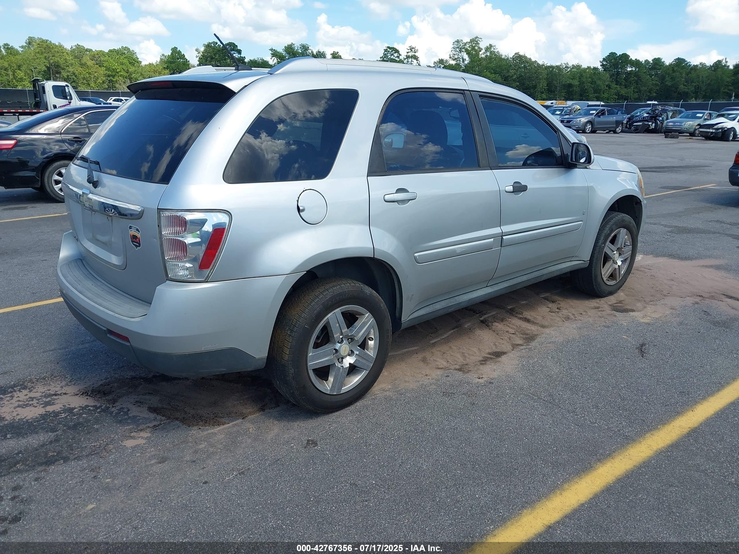 CHEVROLET EQUINOX image 4