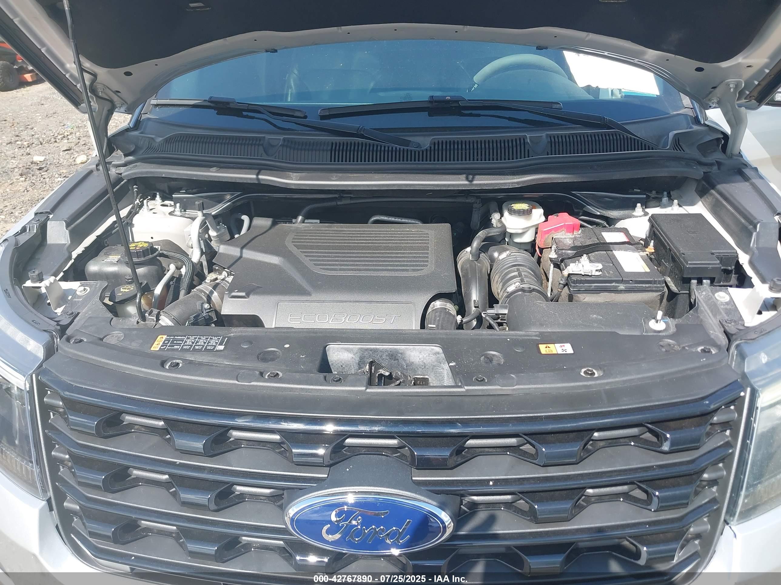 FORD EXPLORER image 10