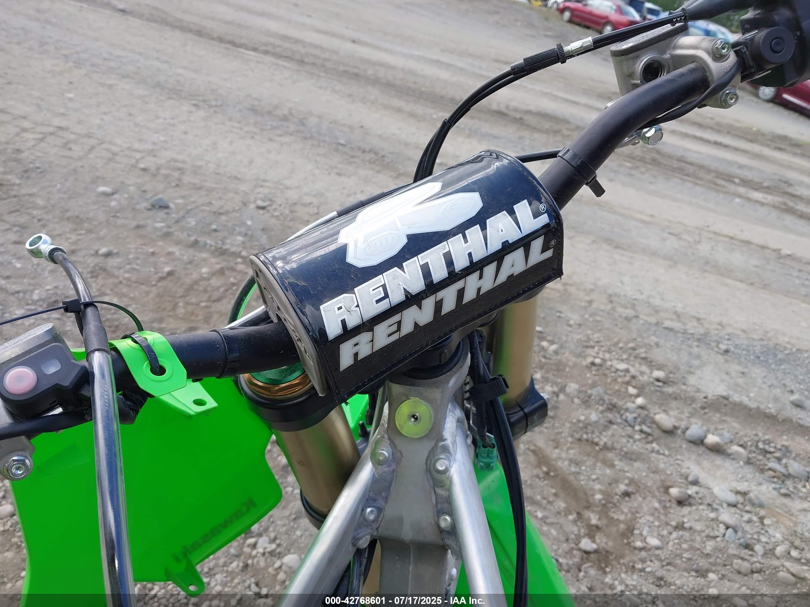 KAWASAKI KX252 image 7