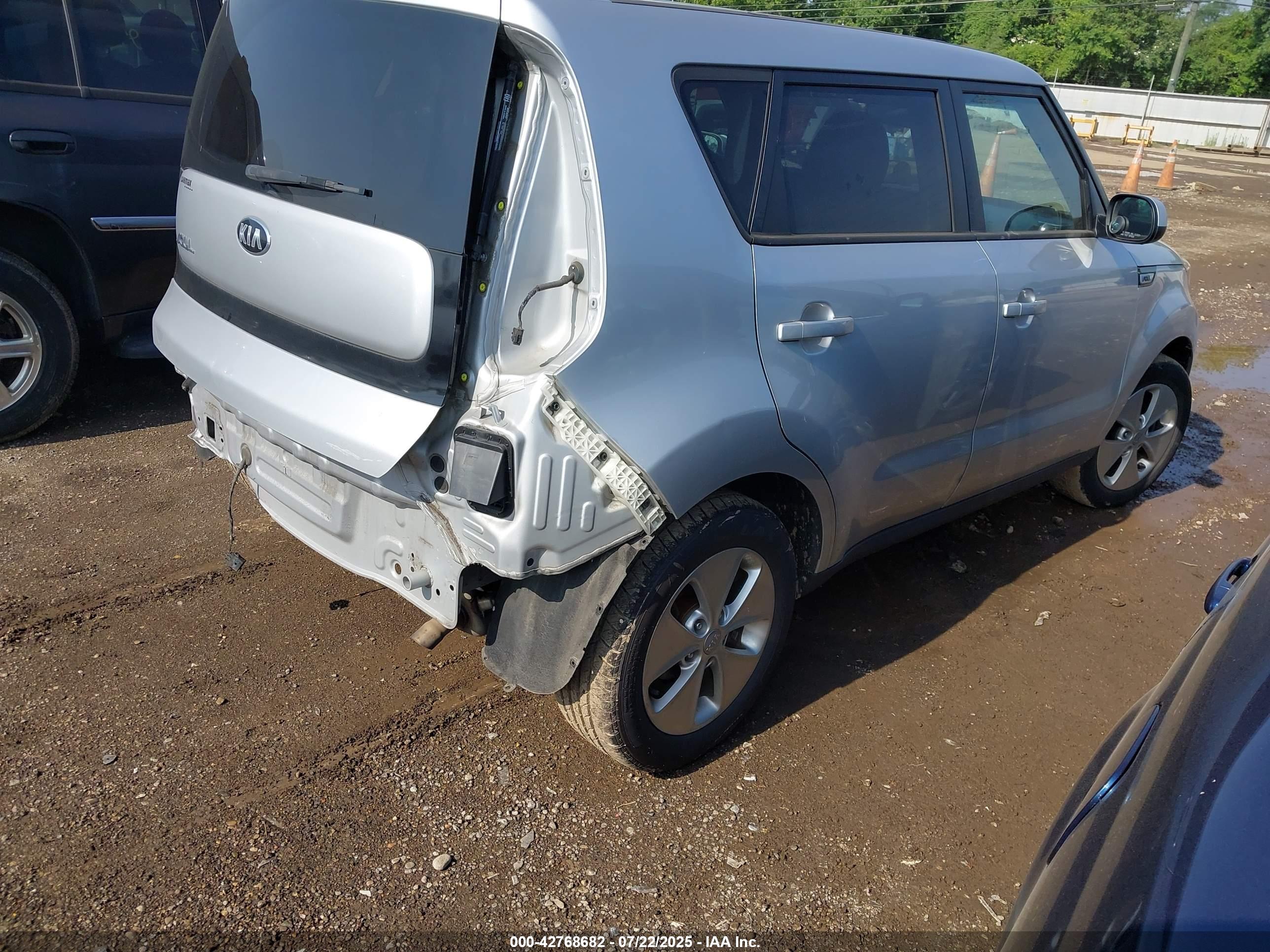 KIA SOUL image 4