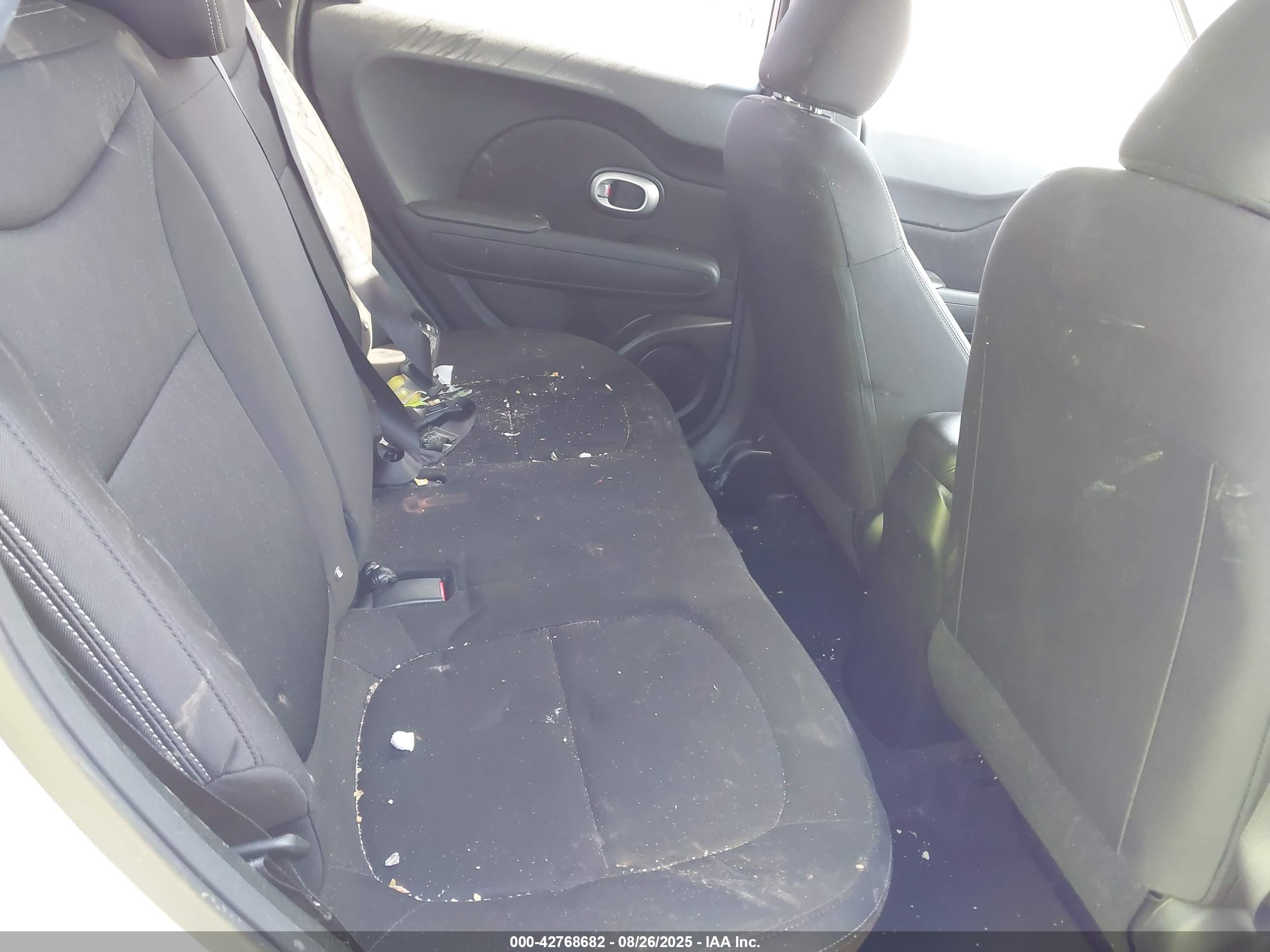 KIA SOUL image 8