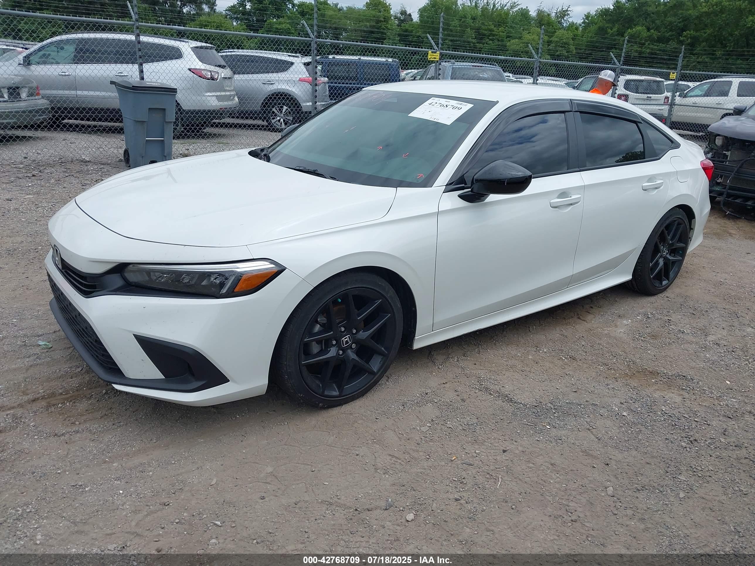 HONDA CIVIC image 2