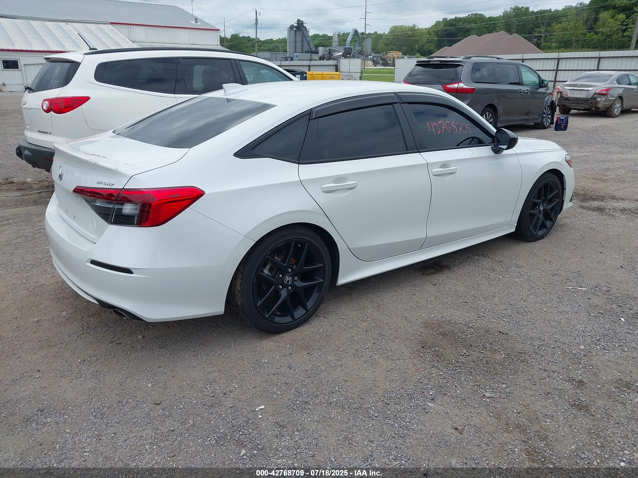 HONDA CIVIC image 4