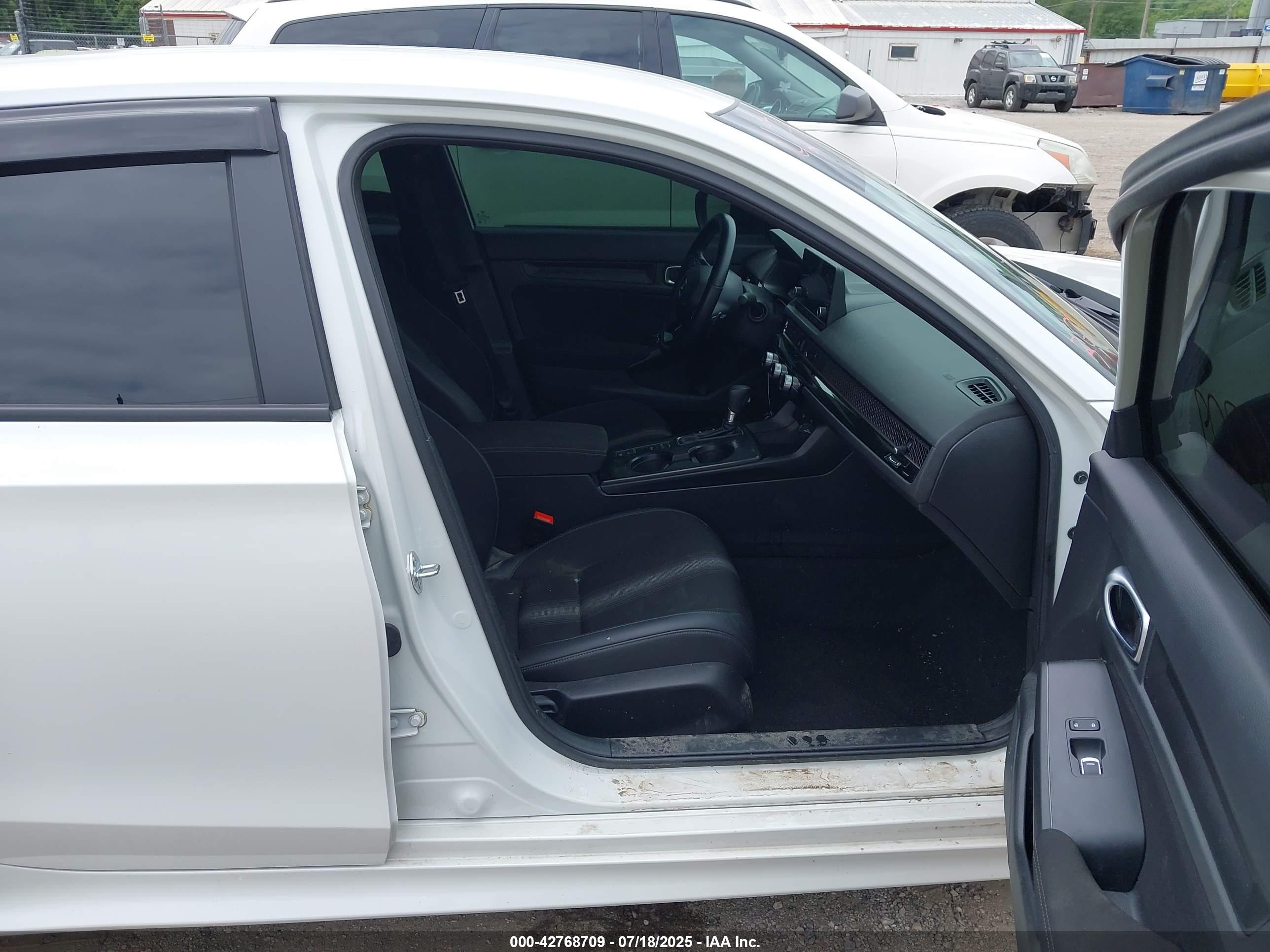 HONDA CIVIC image 5