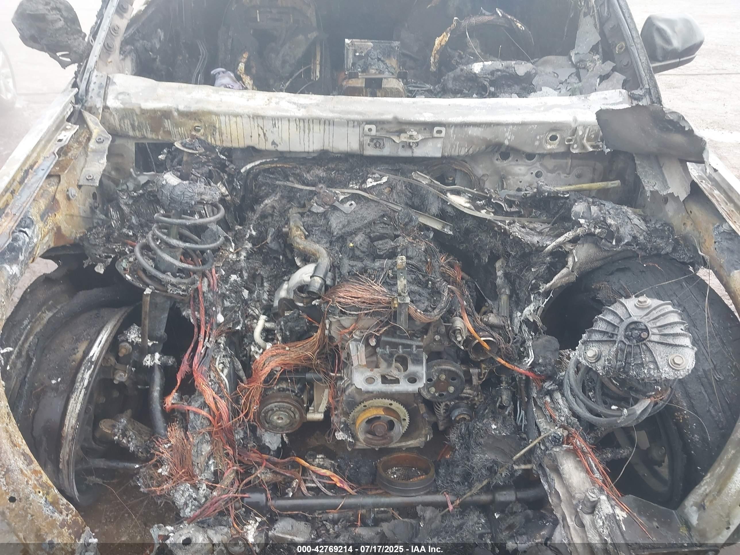 FORD EXPLORER image 10