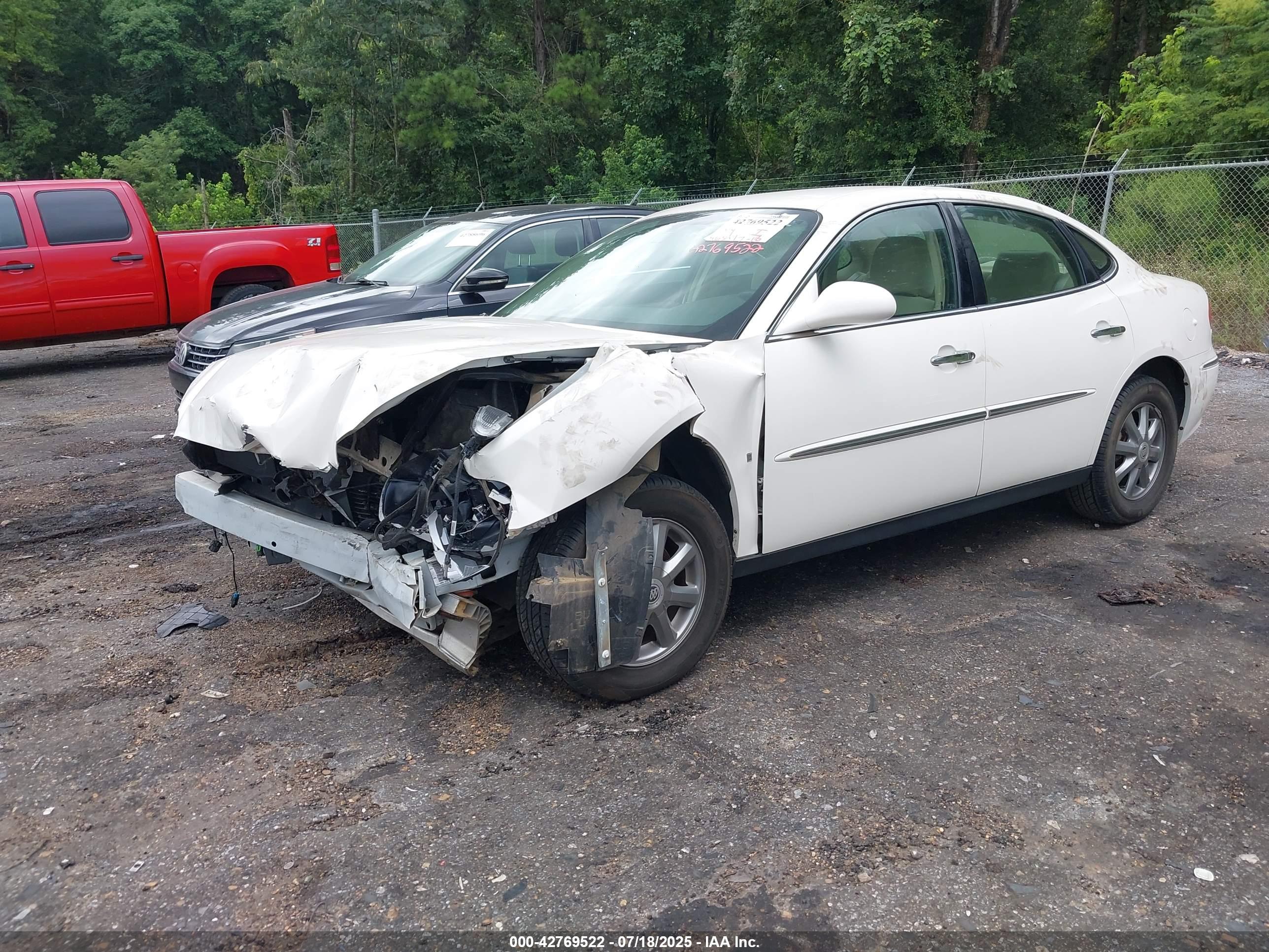 BUICK LACROSSE image 2