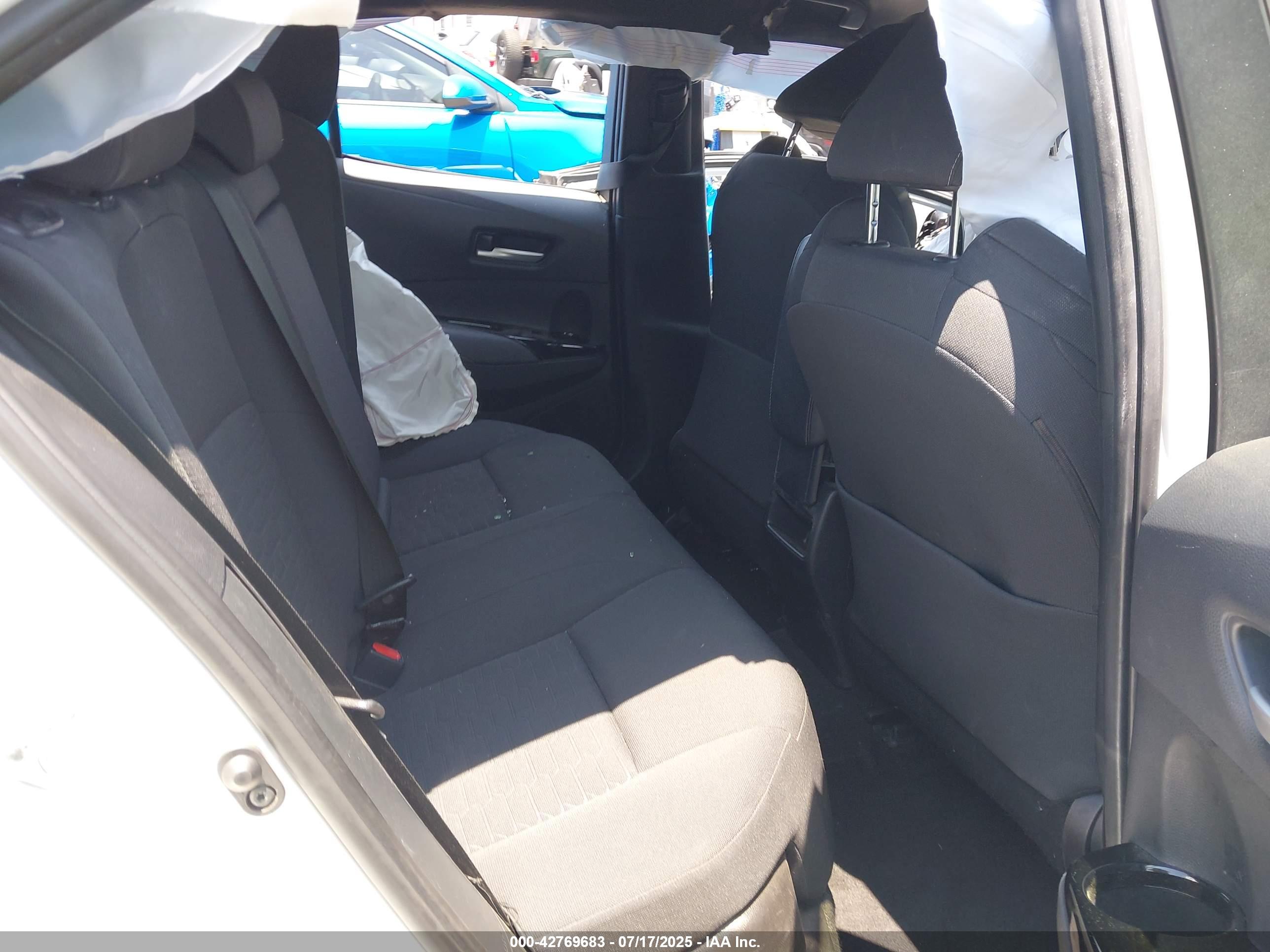 TOYOTA COROLLA image 8