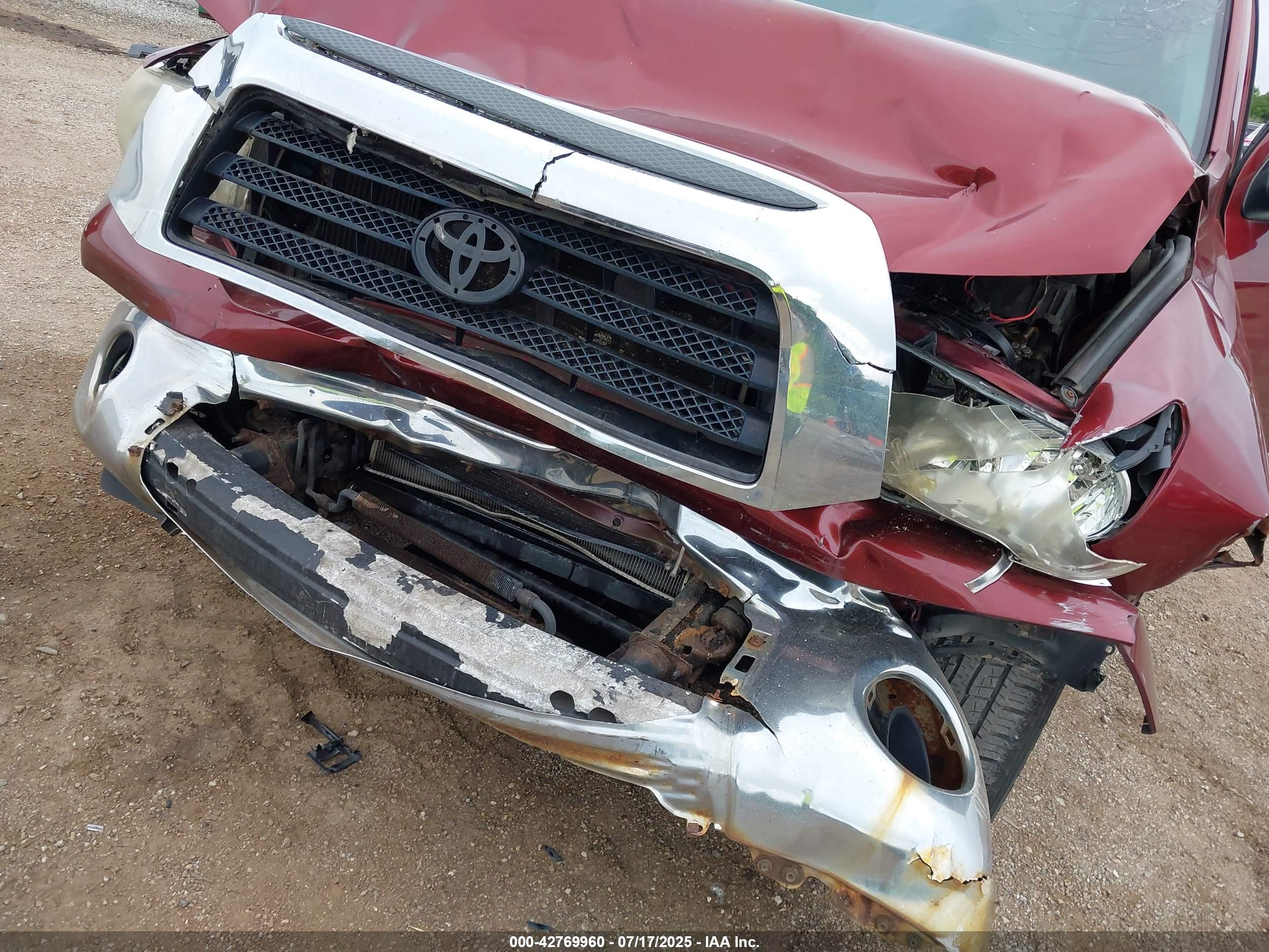 TOYOTA TUNDRA image 6