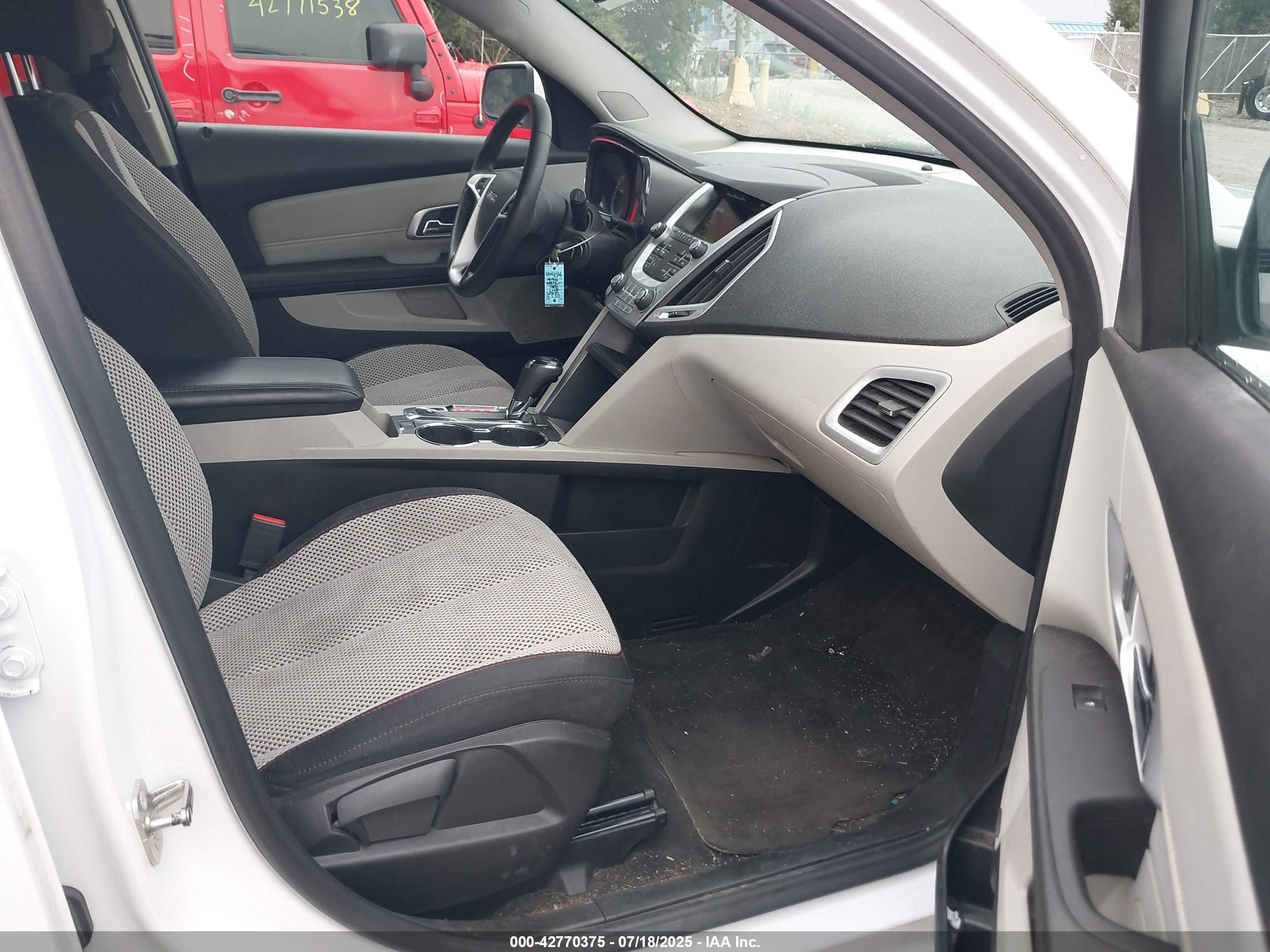 GMC TERRAIN image 5