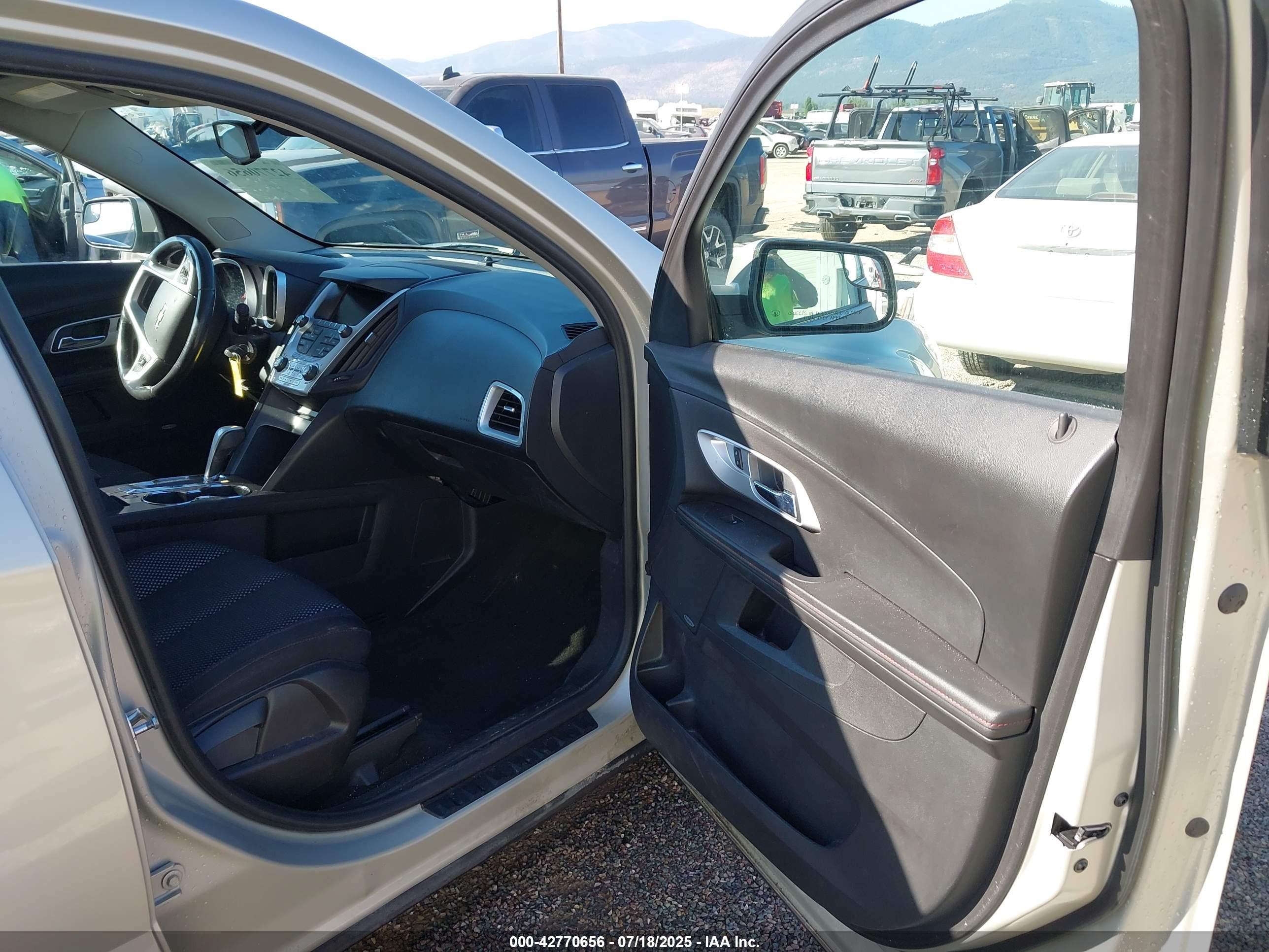 CHEVROLET EQUINOX image 5