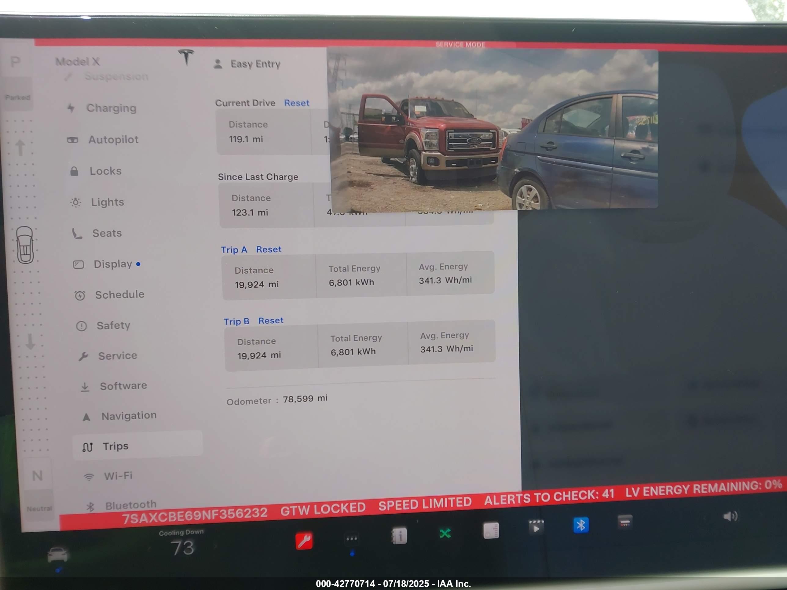 TESLA MODEL image 7