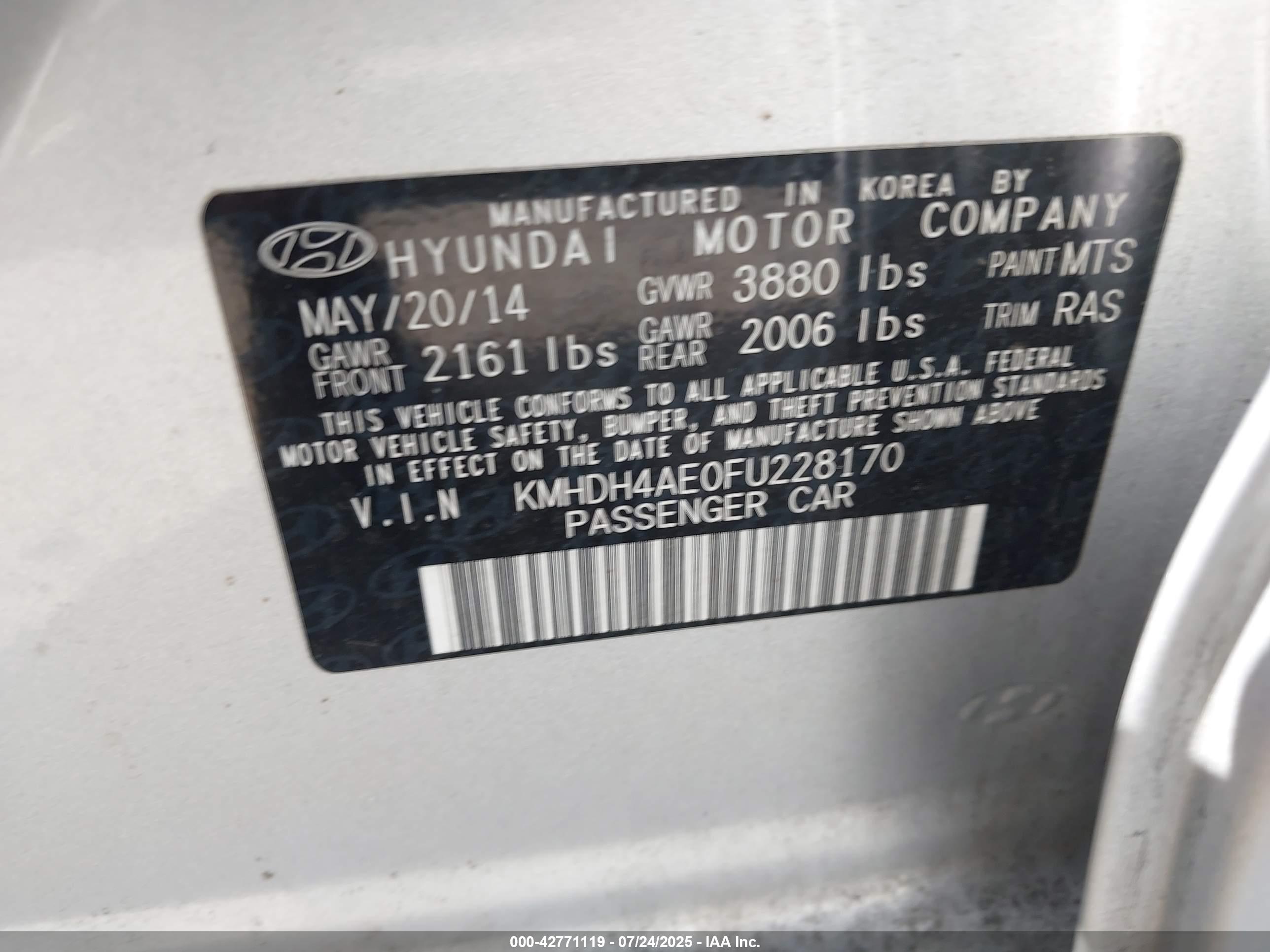 HYUNDAI ELANTRA image 9