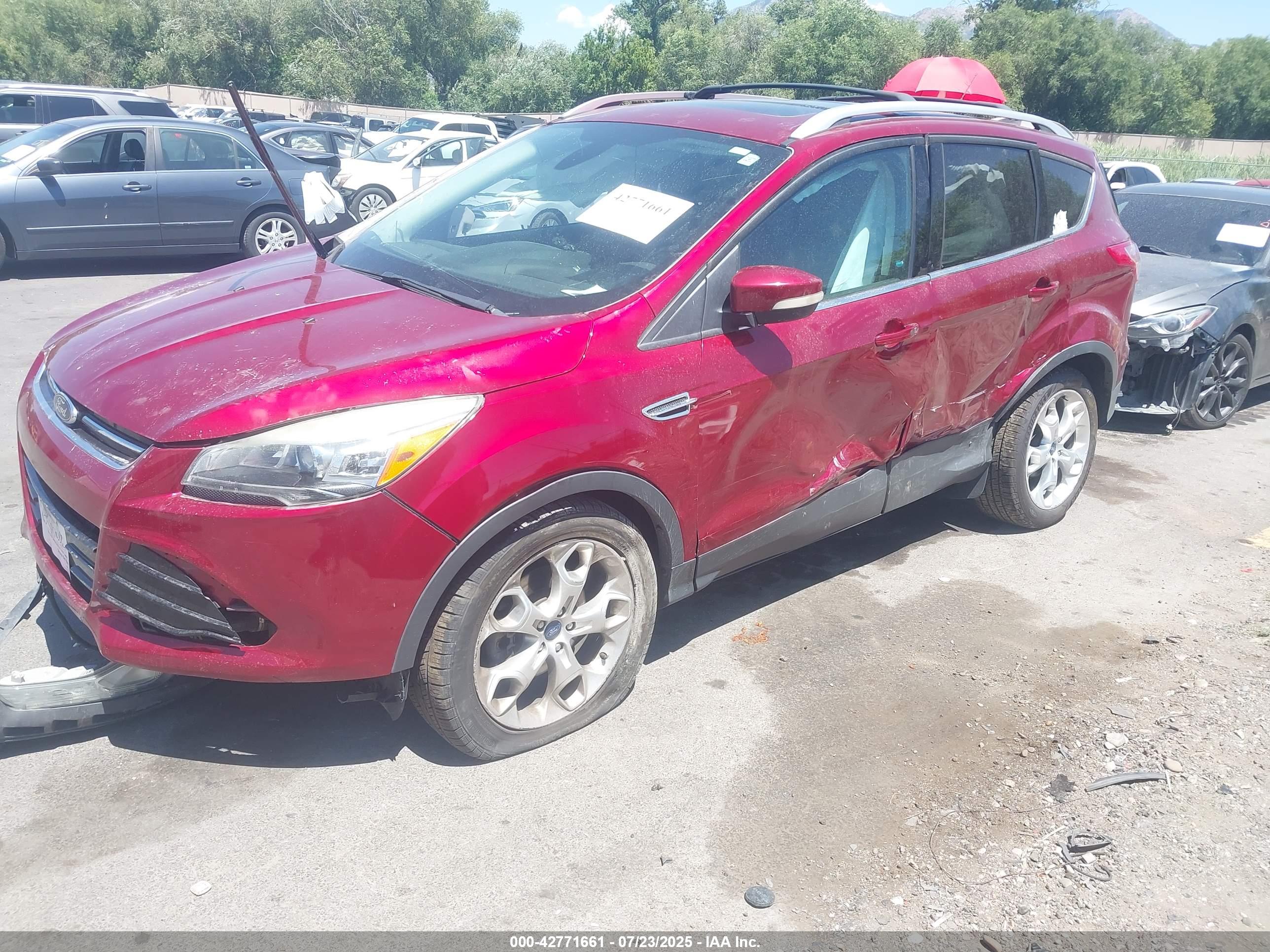 FORD ESCAPE image 2