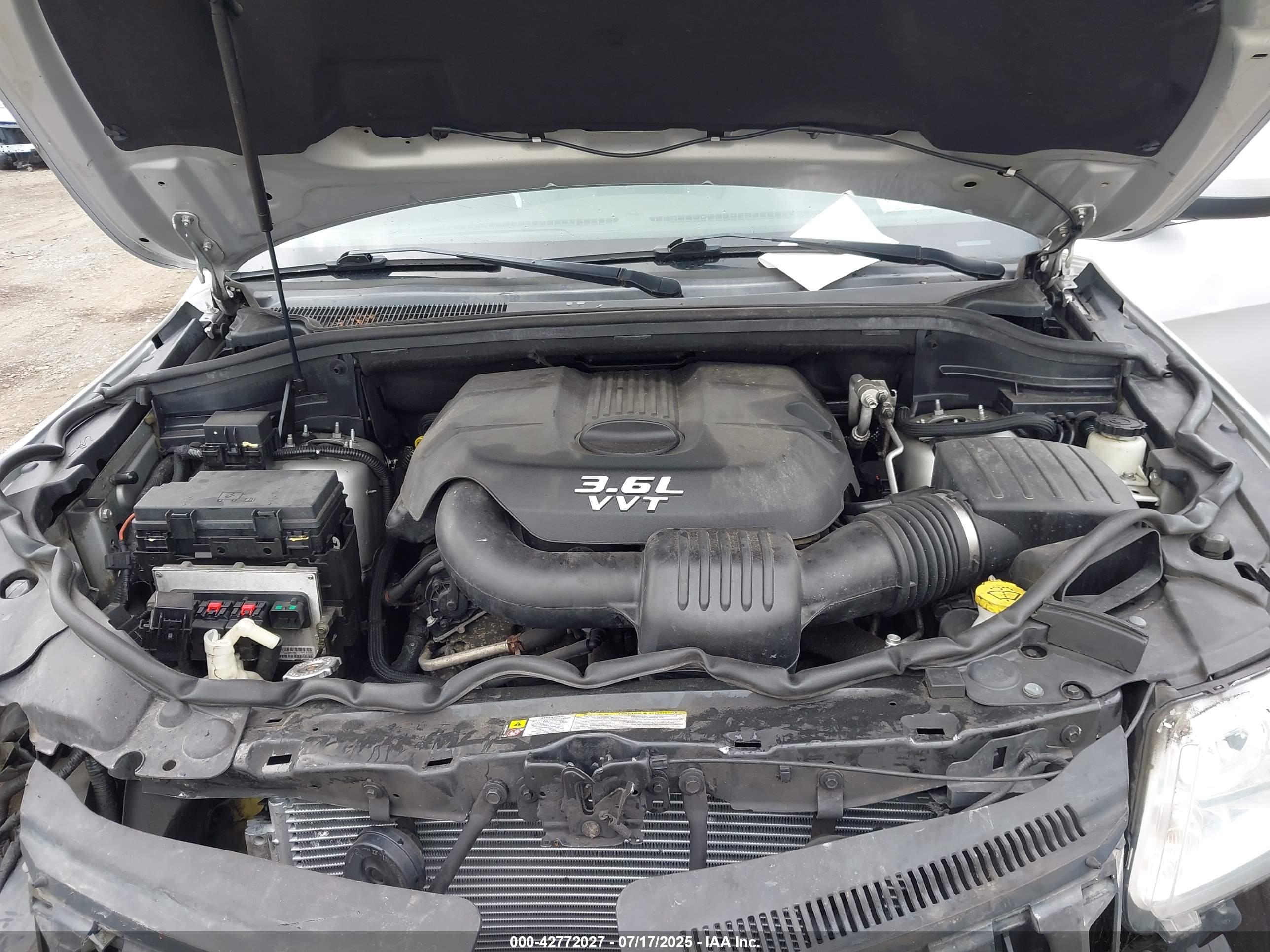 JEEP GRAND image 10