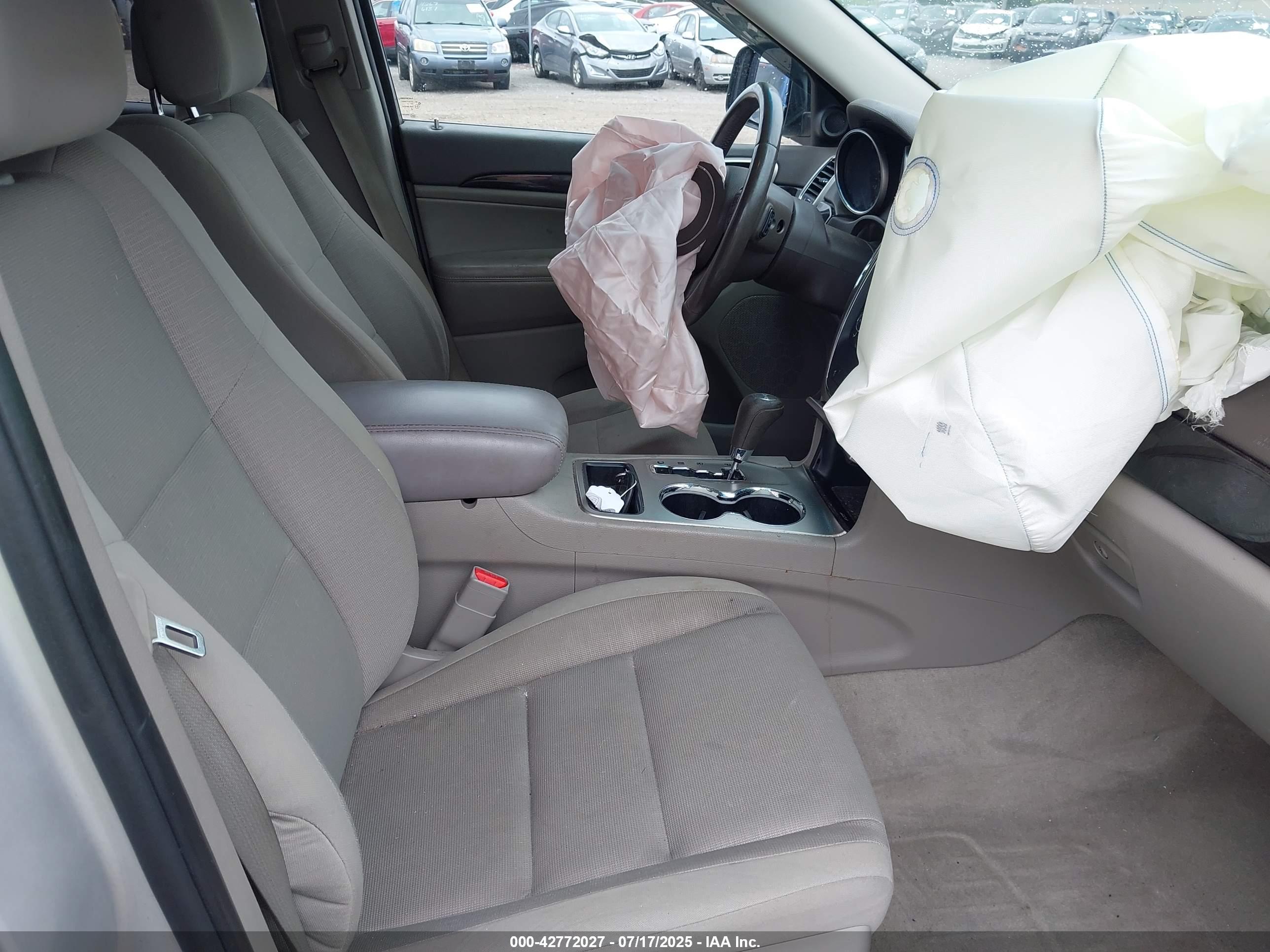 JEEP GRAND image 5
