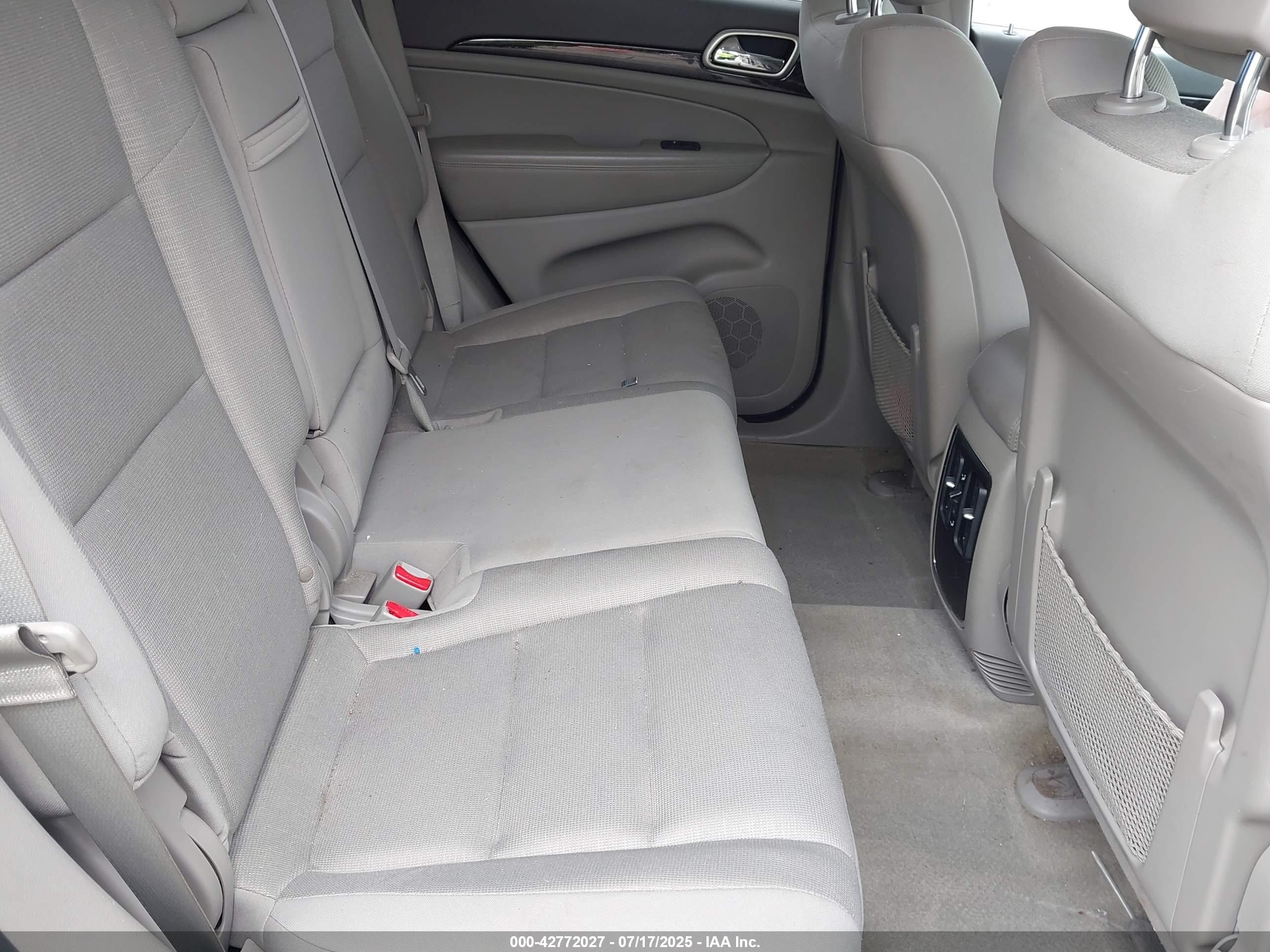 JEEP GRAND image 8