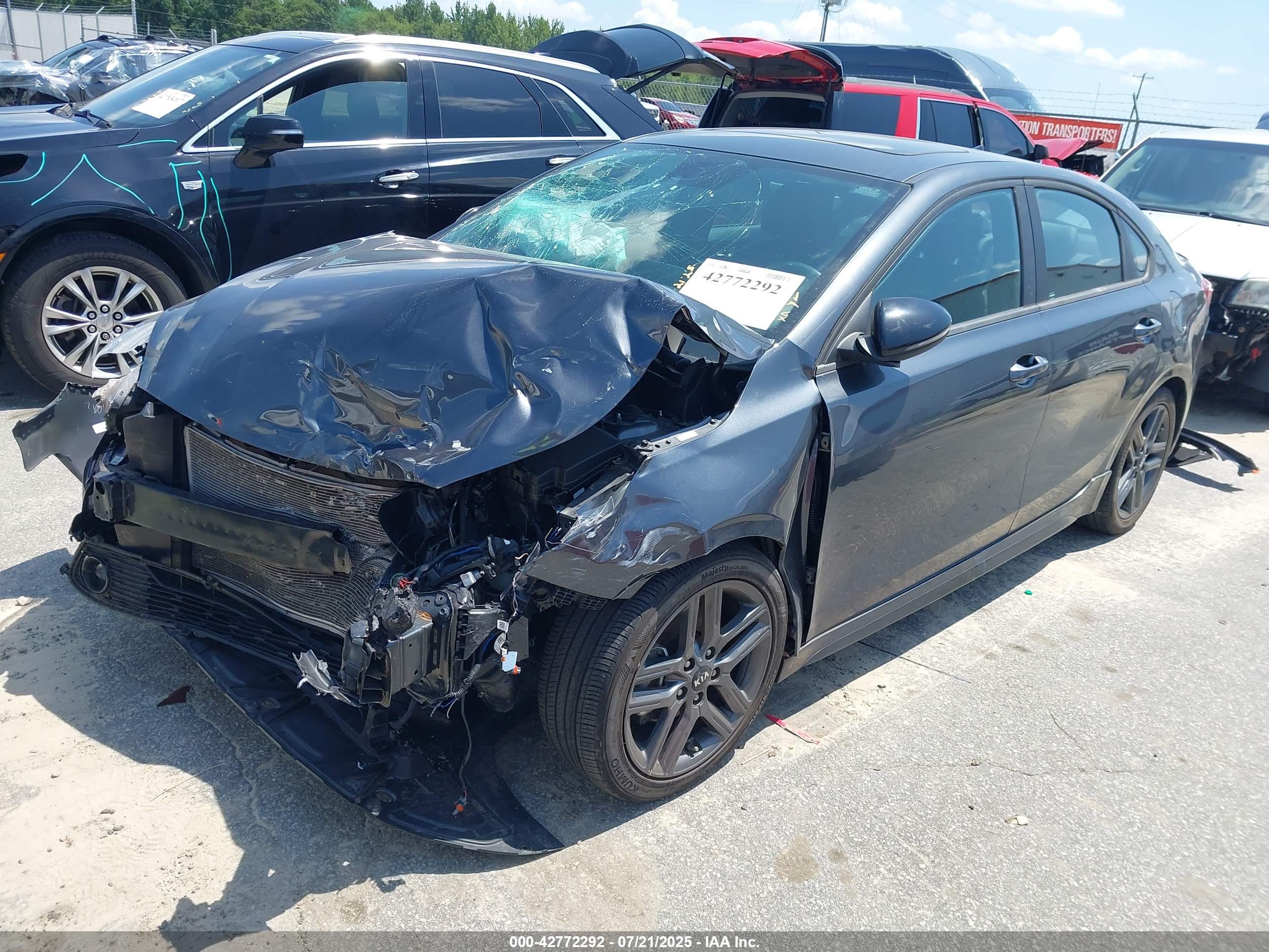KIA FORTE image 2