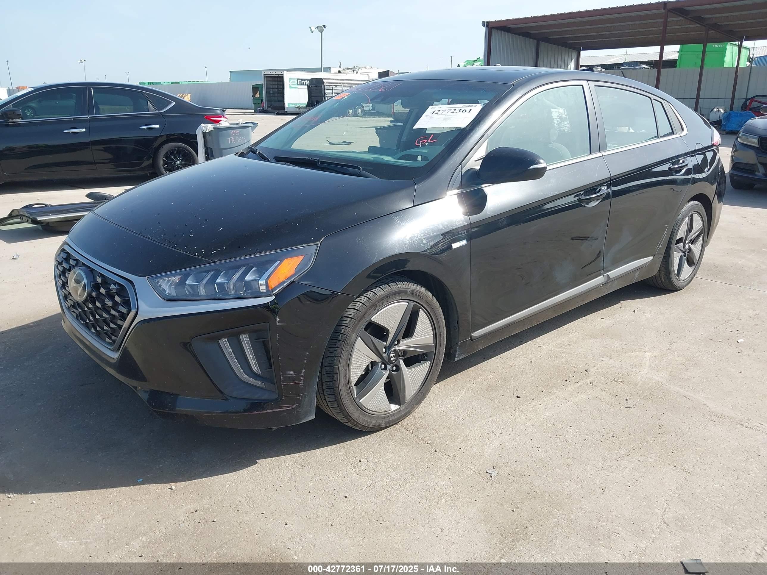 HYUNDAI IONIQ image 2