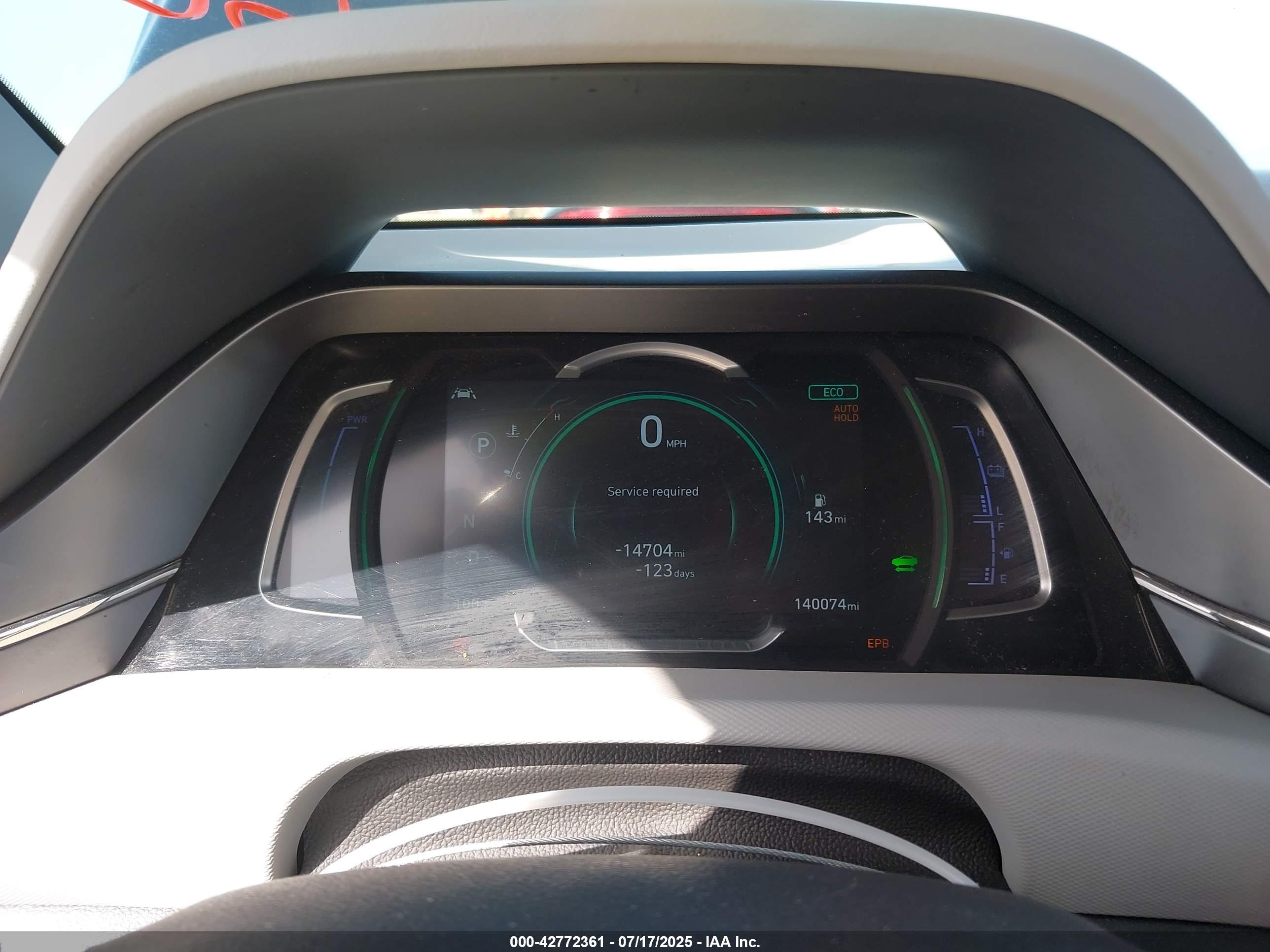 HYUNDAI IONIQ image 7