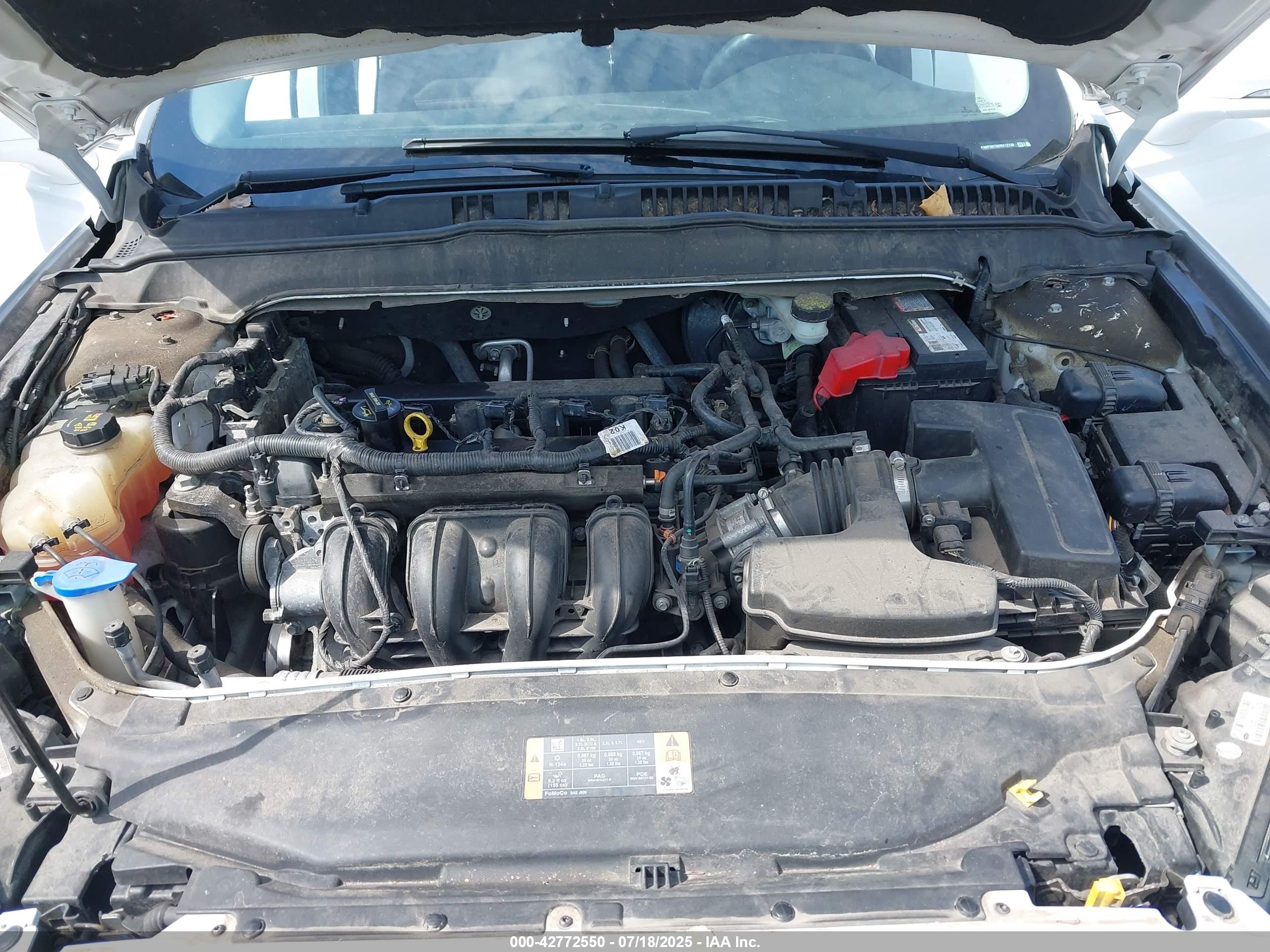 FORD FUSION image 10