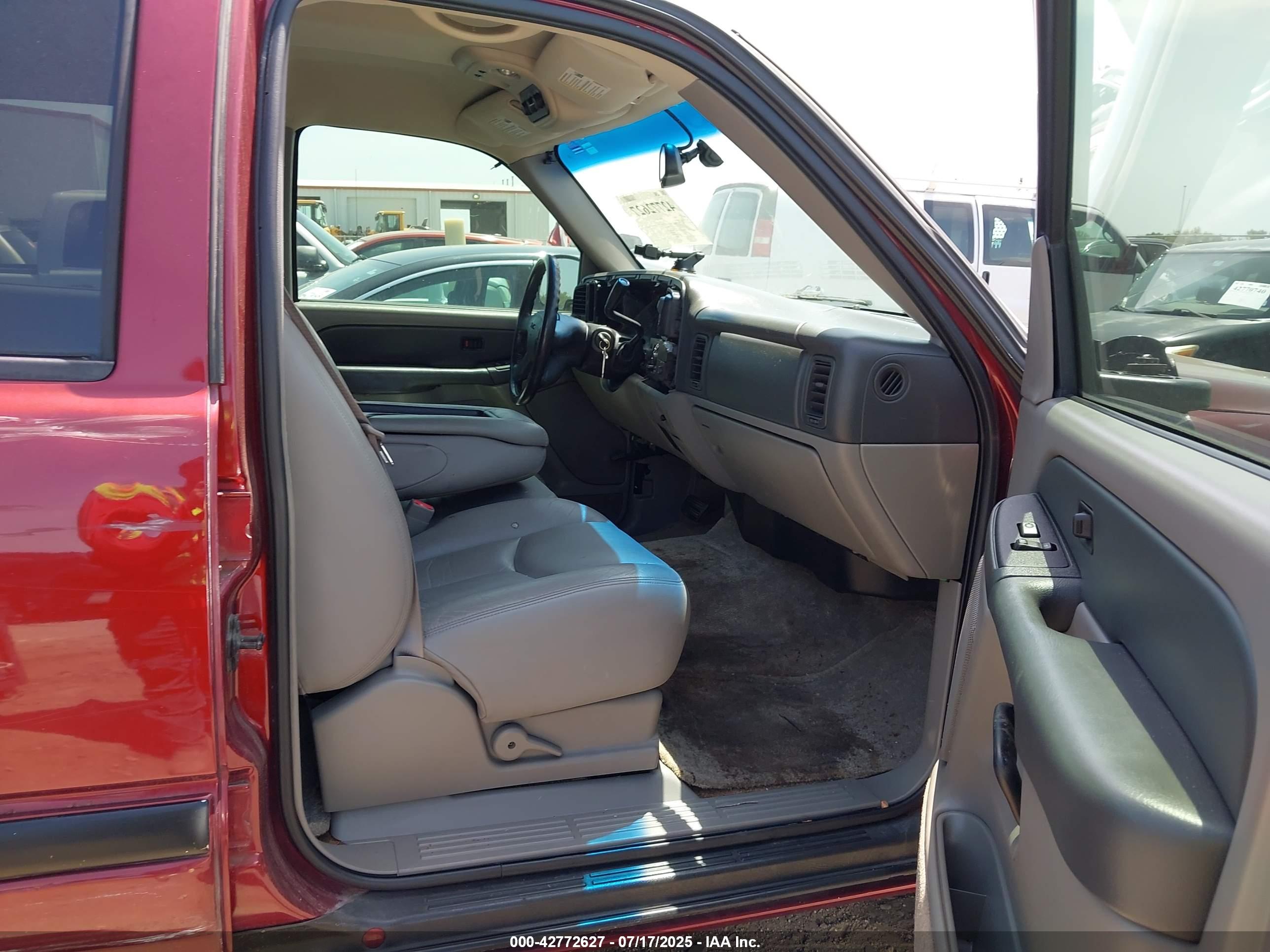 GMC YUKON image 5