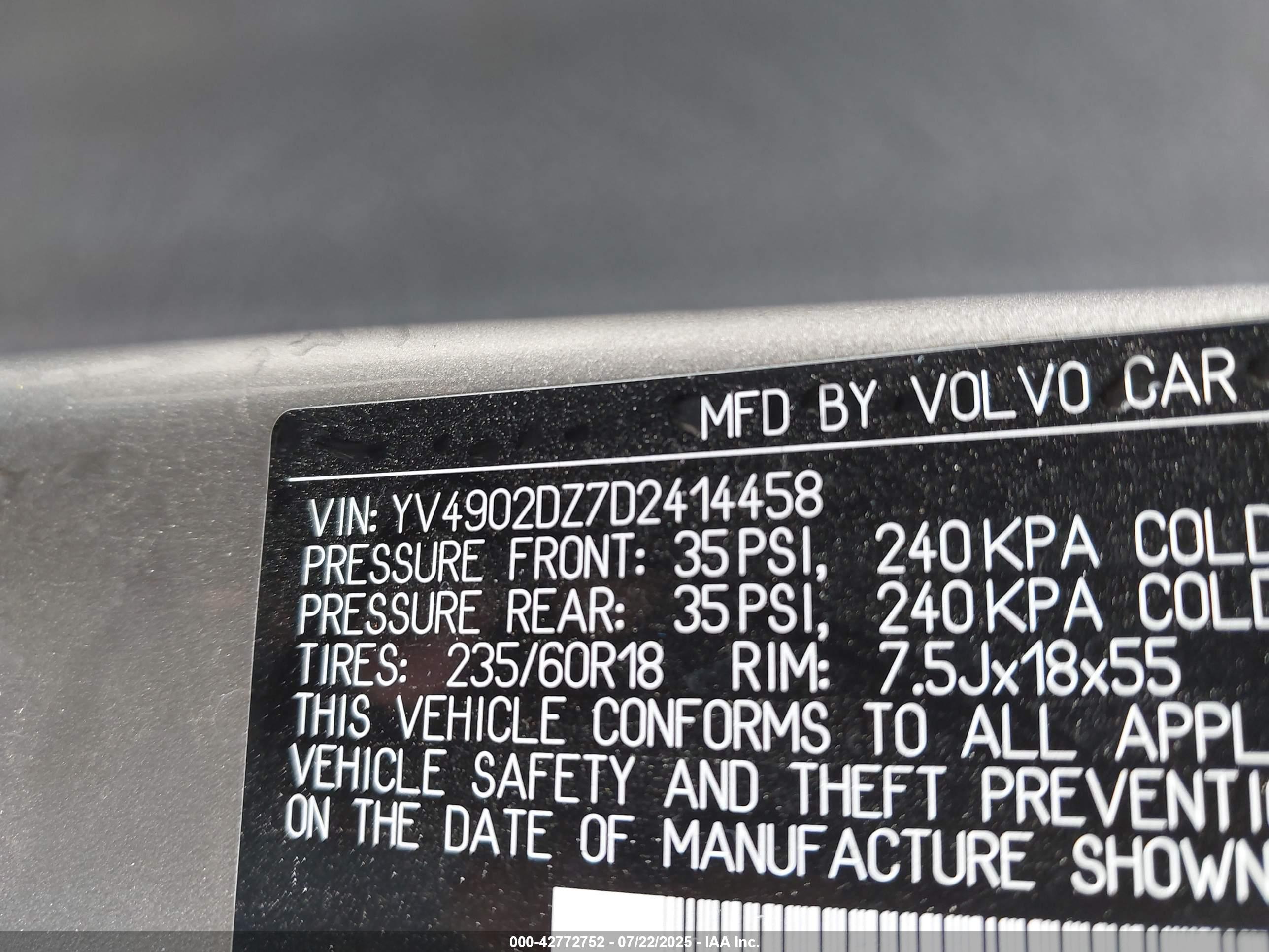 VOLVO XC60 image 9
