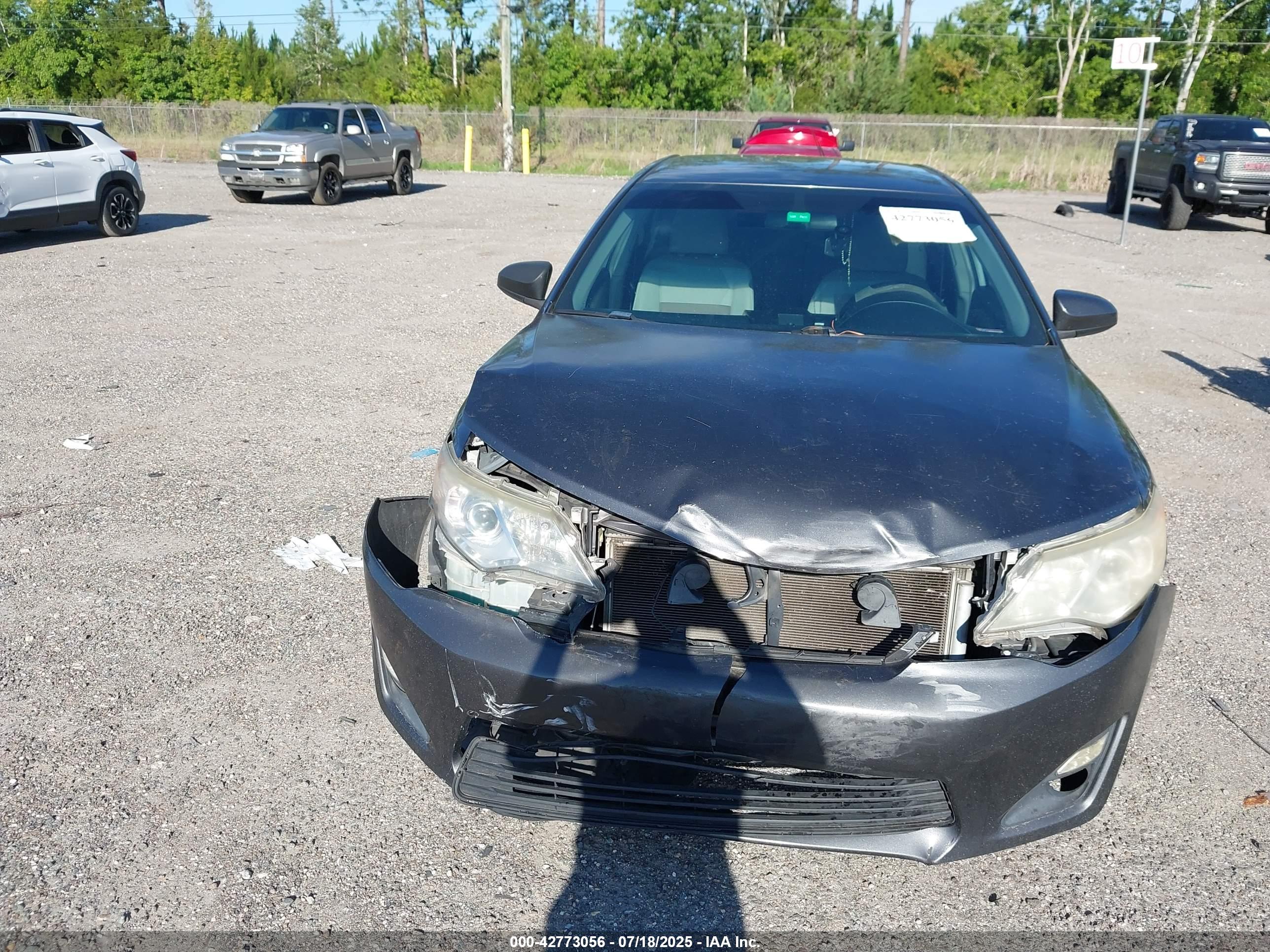 TOYOTA CAMRY image 6