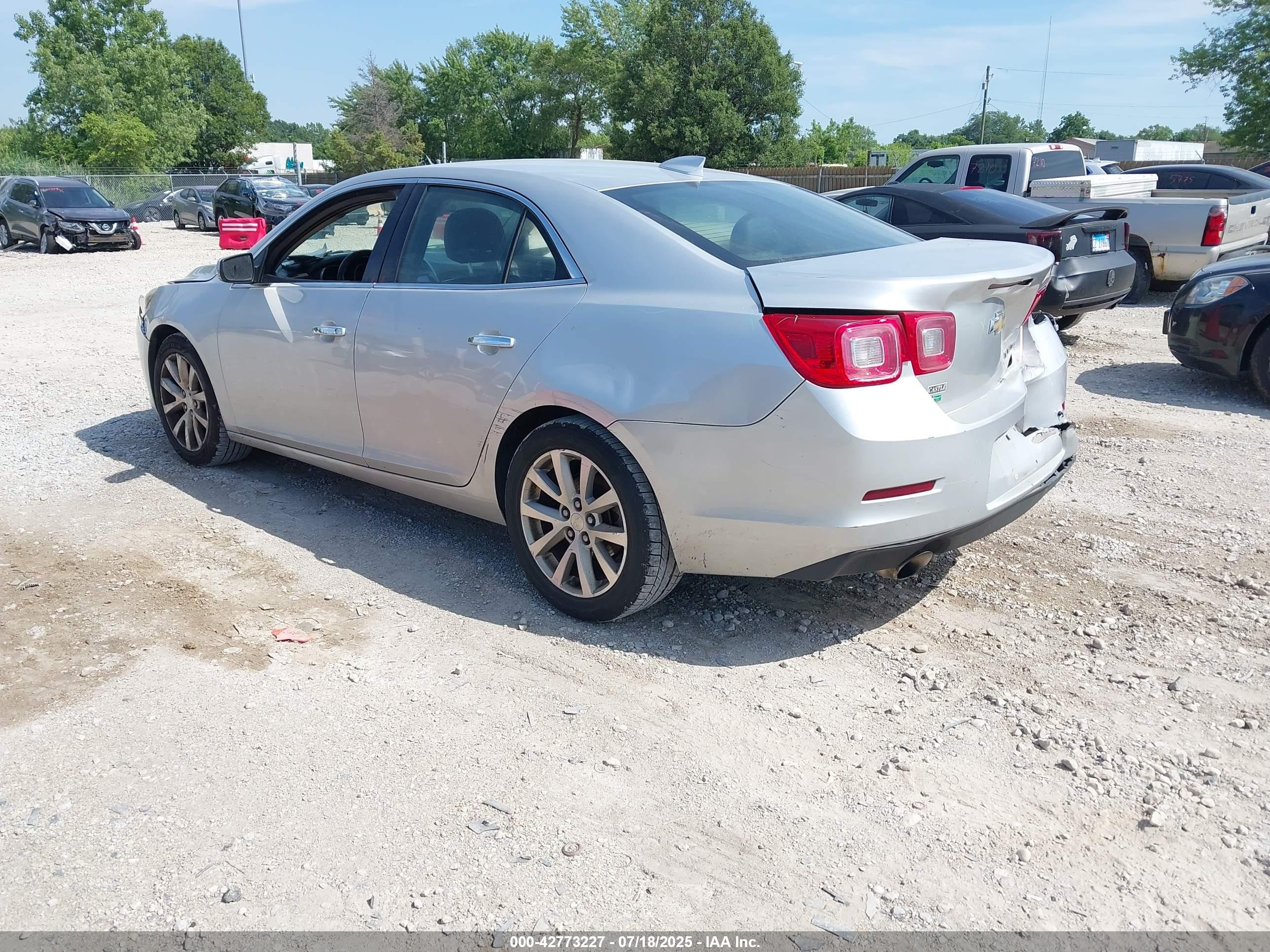 CHEVROLET MALIBU image 3