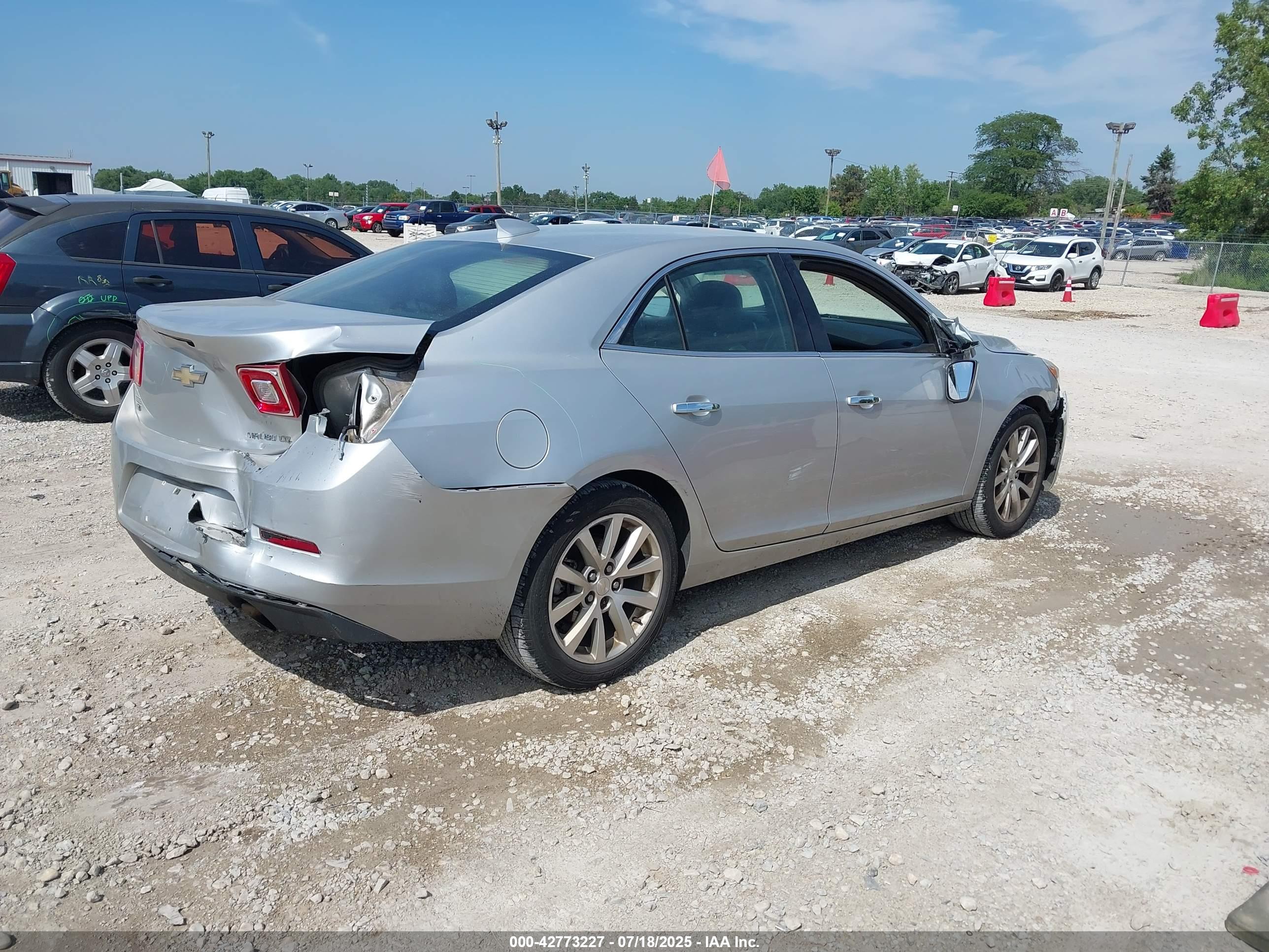 CHEVROLET MALIBU image 4