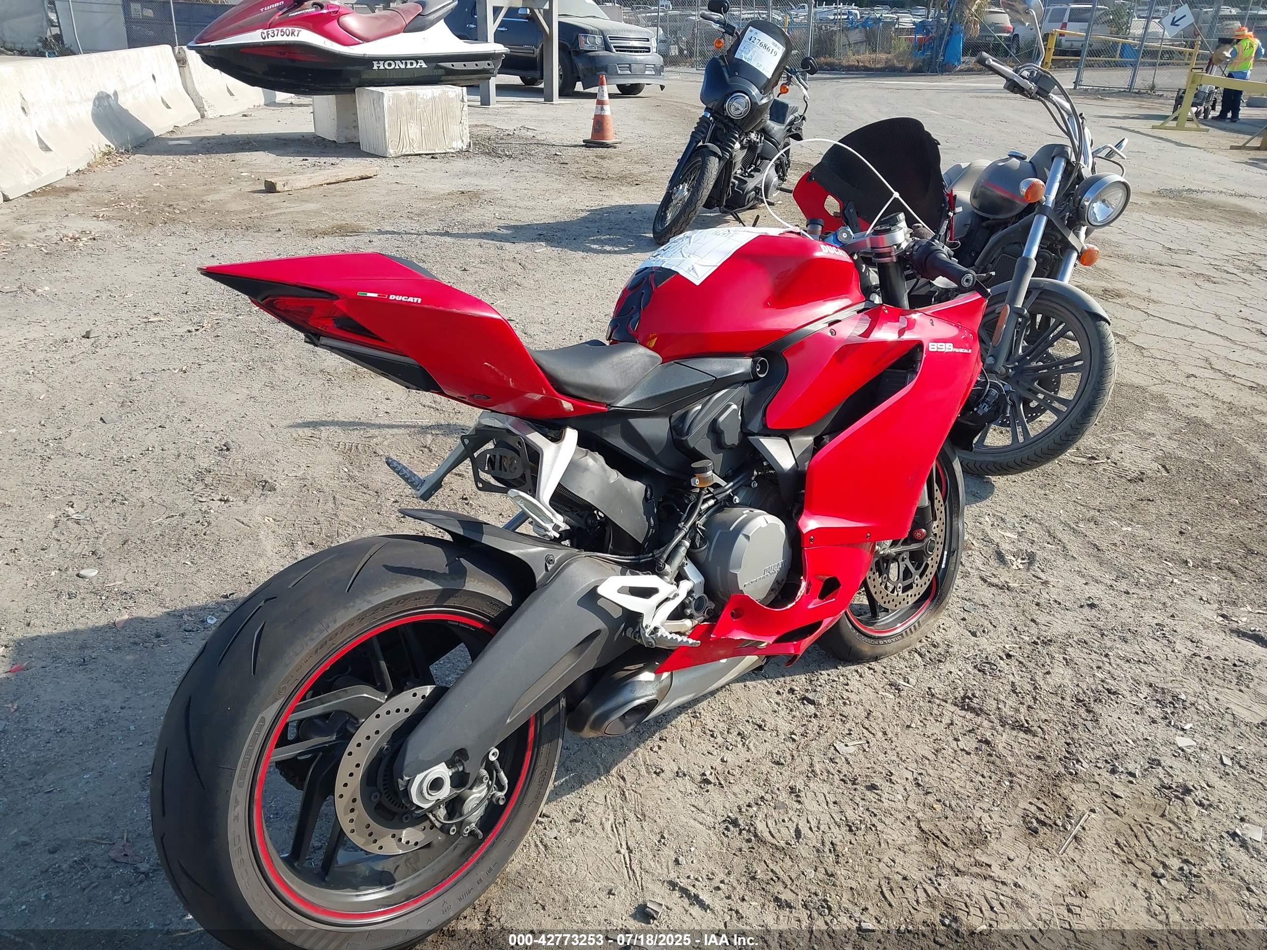 DUCATI SUPERBIKE image 4