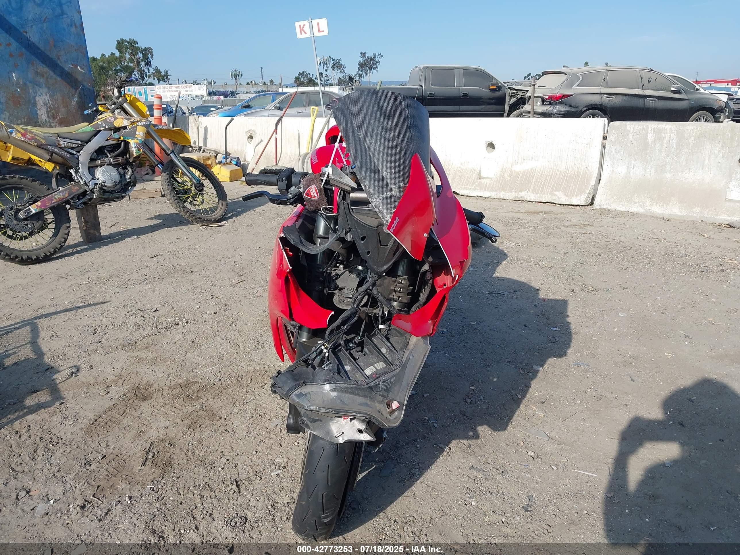 DUCATI SUPERBIKE image 5