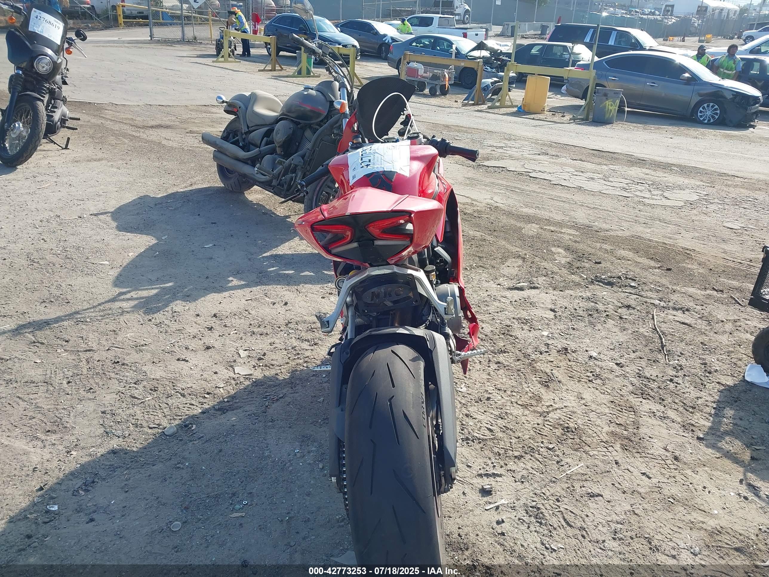 DUCATI SUPERBIKE image 6