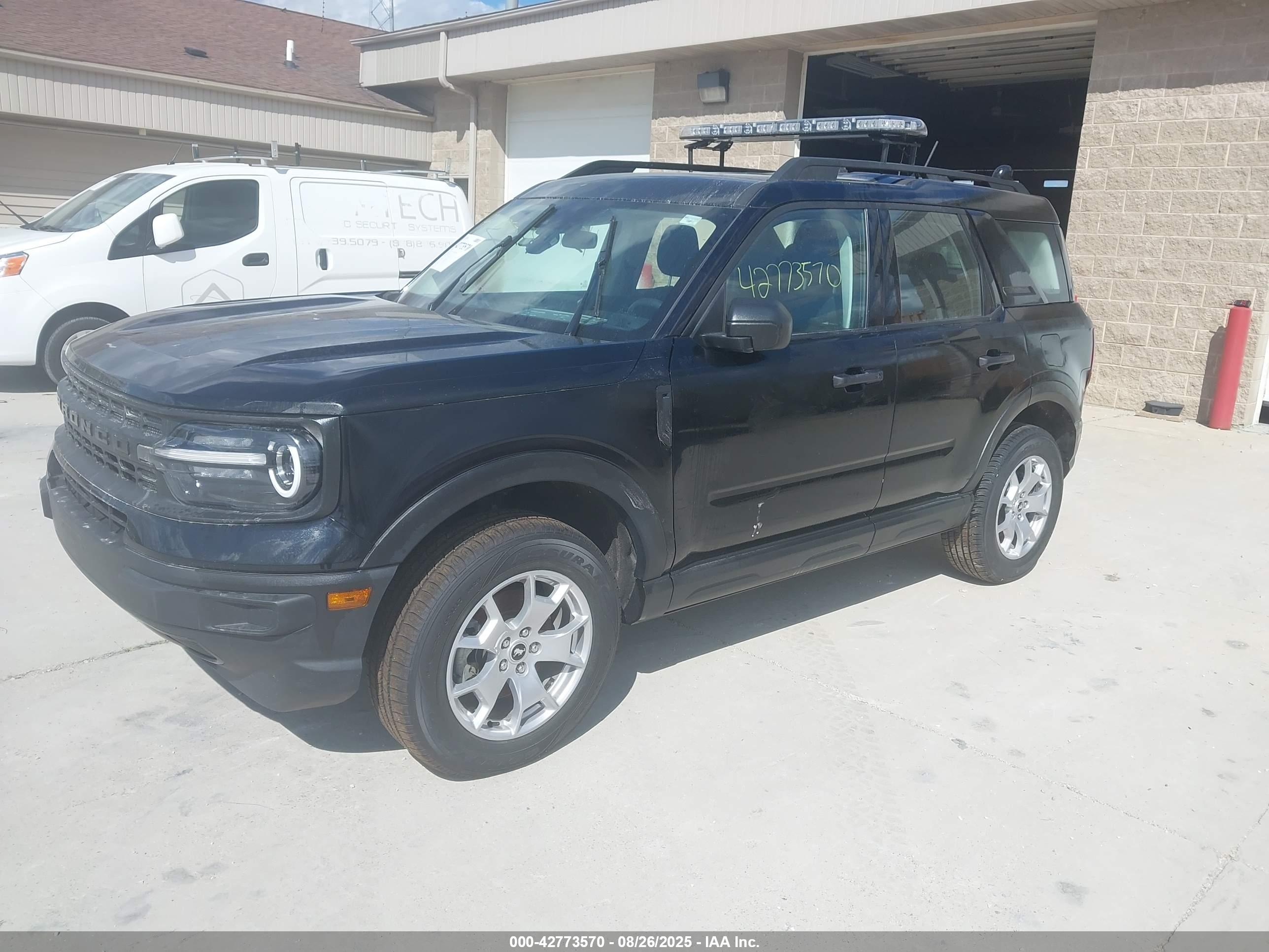 FORD BRONCO image 2