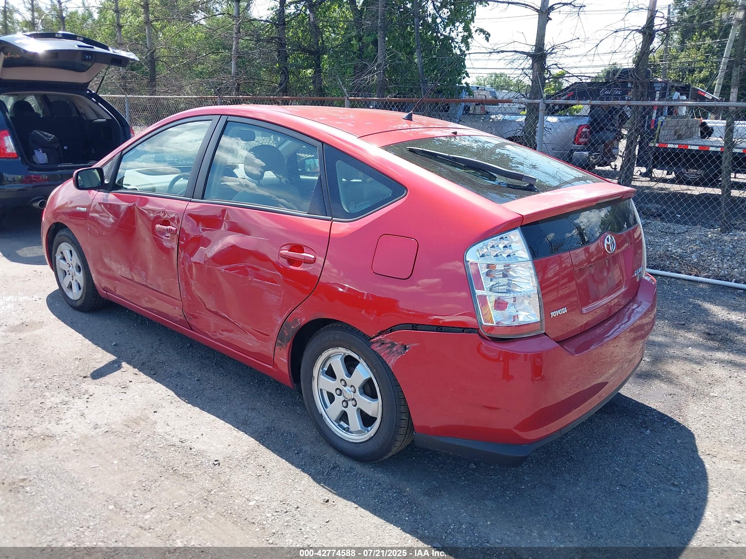 TOYOTA PRIUS image 3