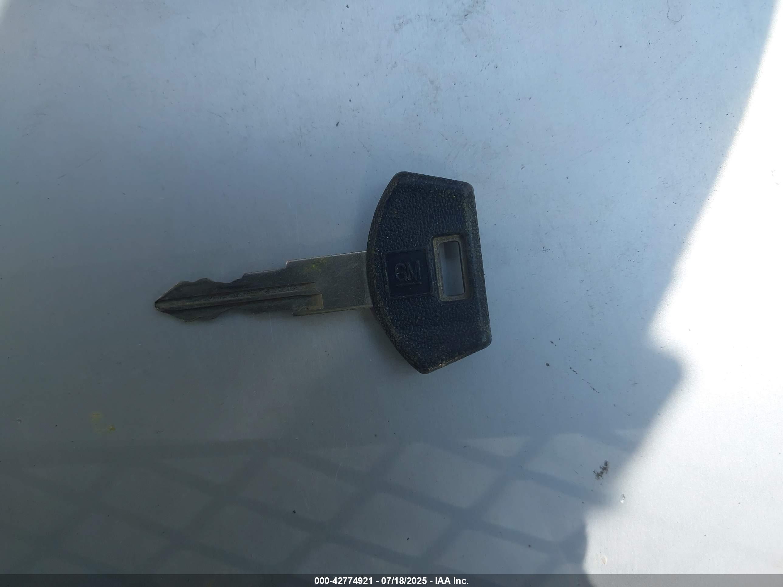 CHEVROLET CAVALIER image 11