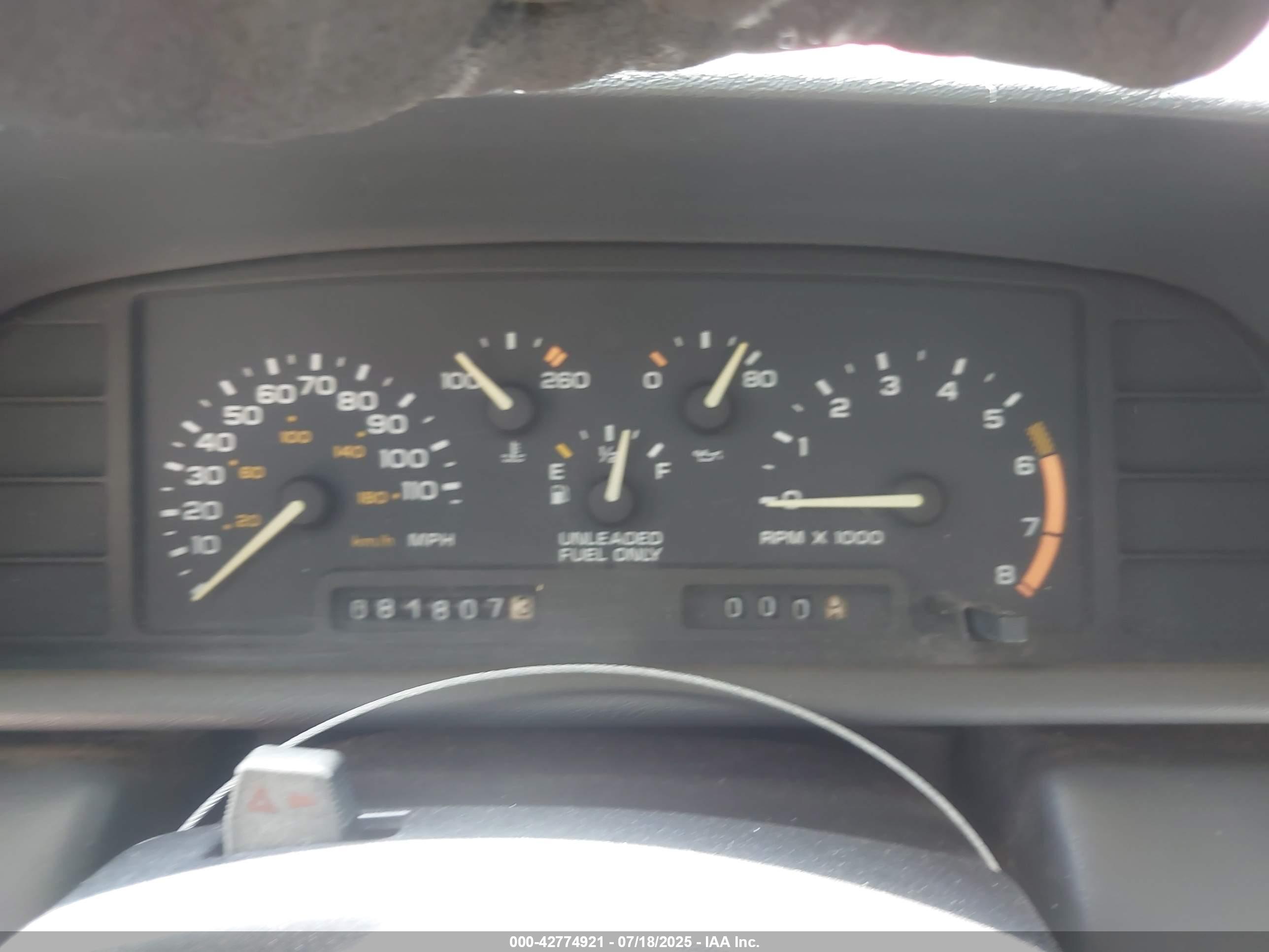 CHEVROLET CAVALIER image 7