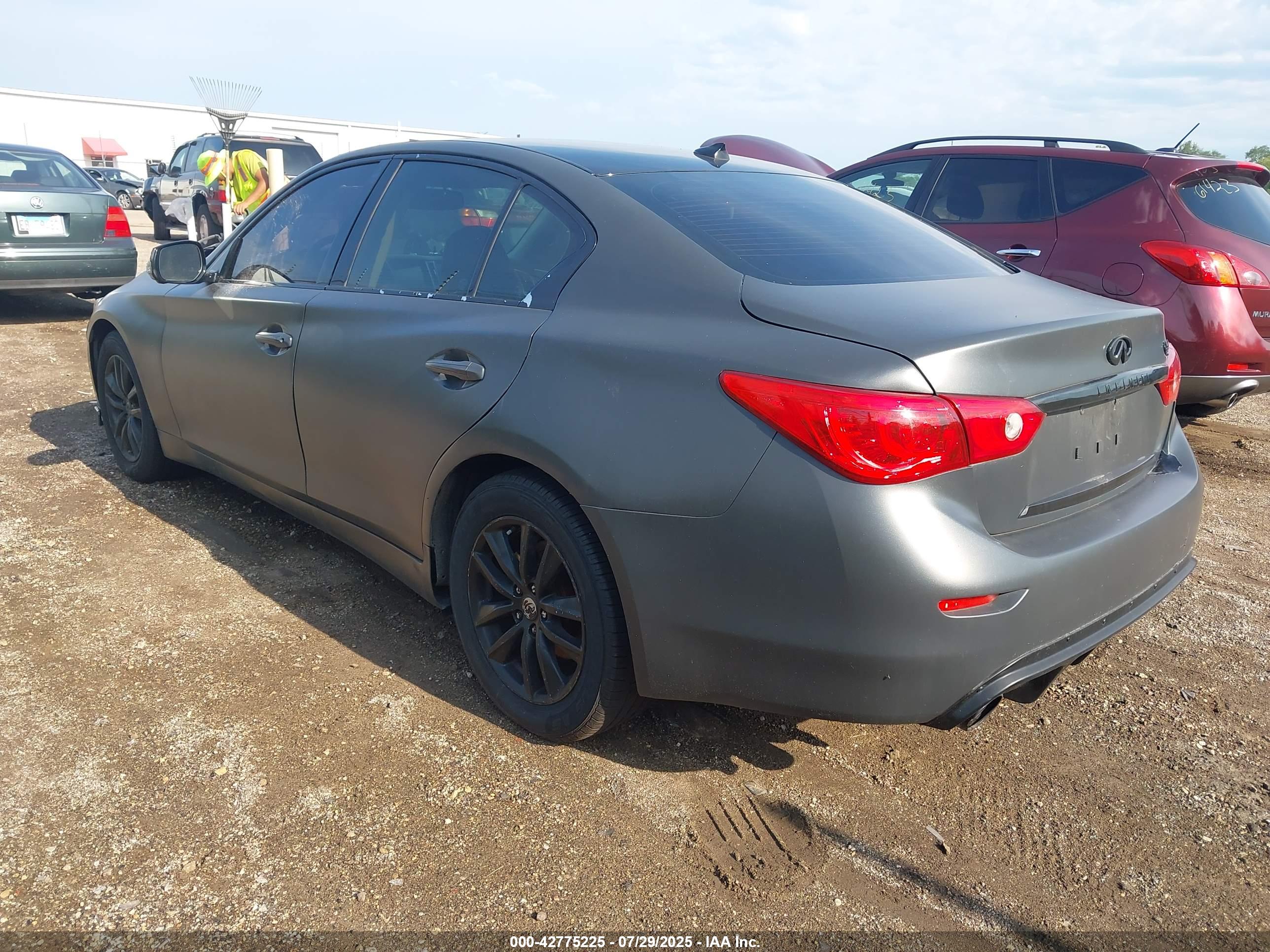 INFINITI Q50 image 3