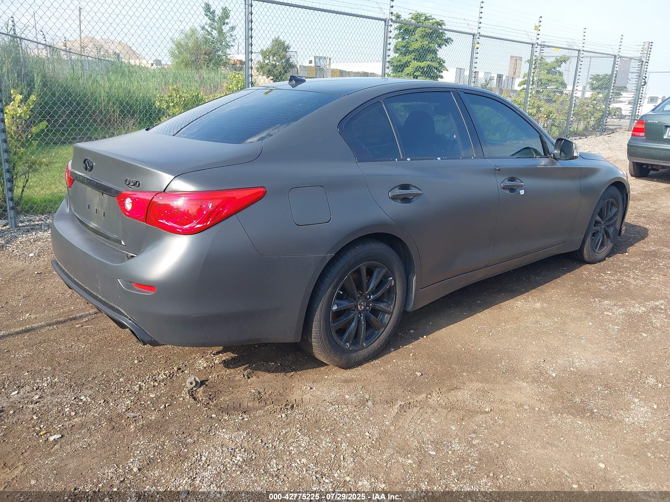 INFINITI Q50 image 4