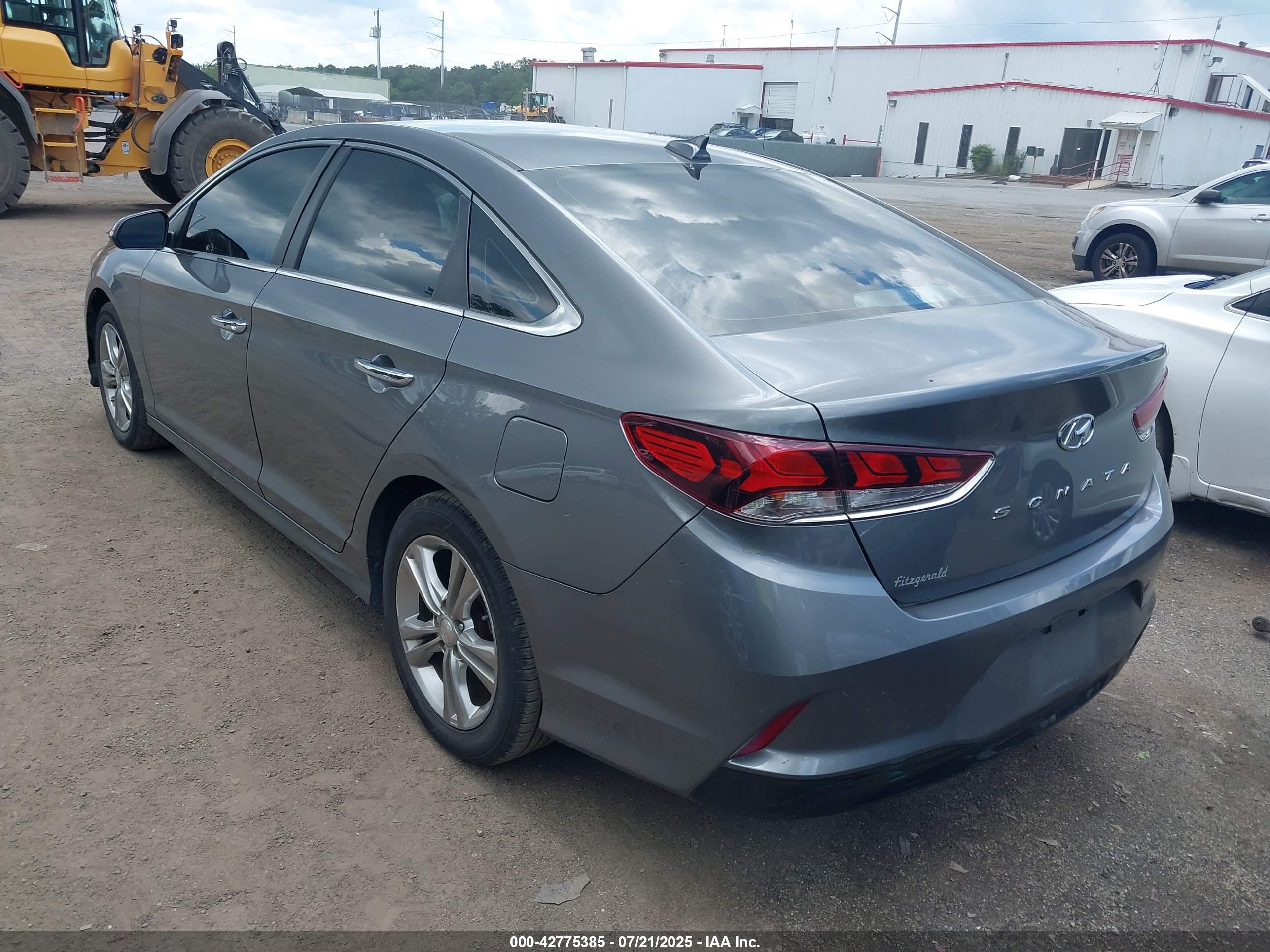 HYUNDAI SONATA image 3