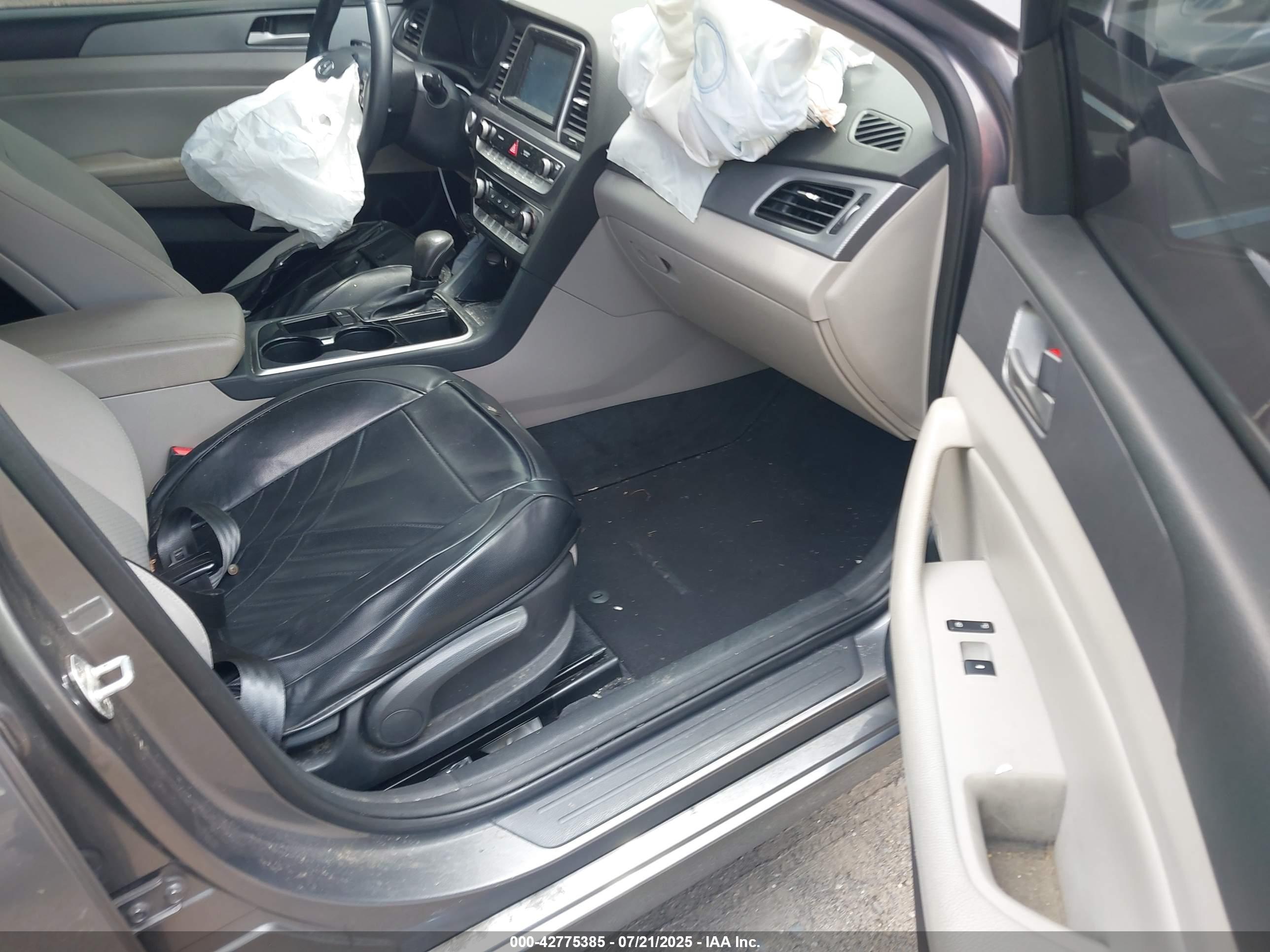 HYUNDAI SONATA image 5