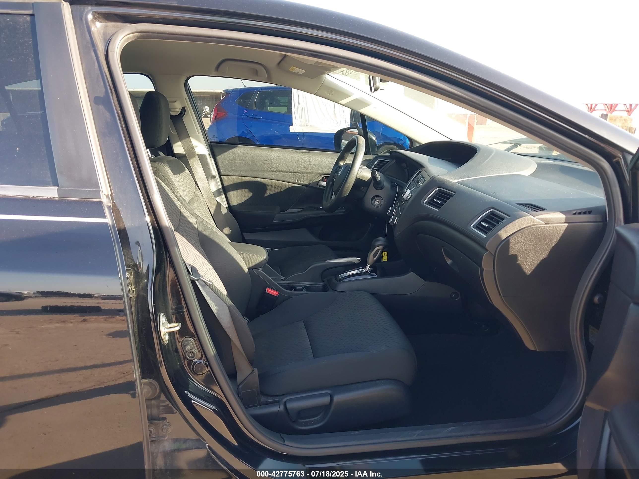 HONDA CIVIC image 5