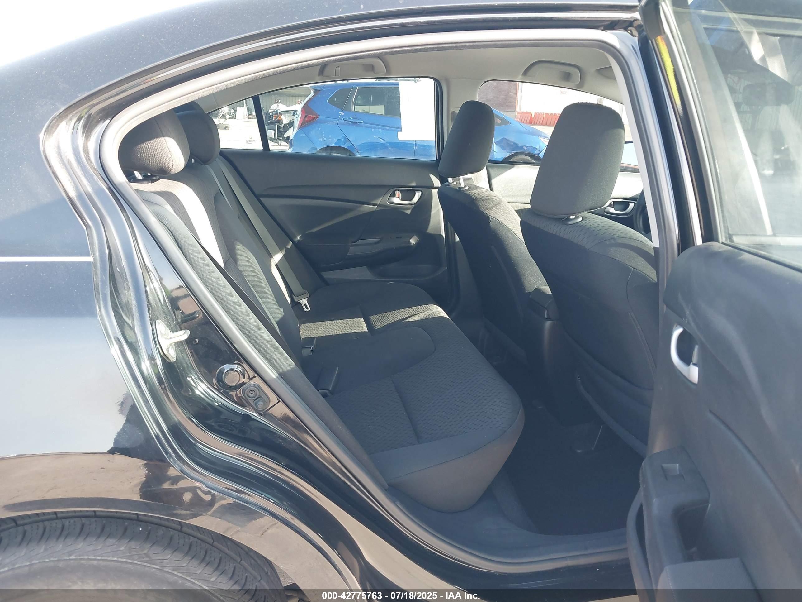 HONDA CIVIC image 8