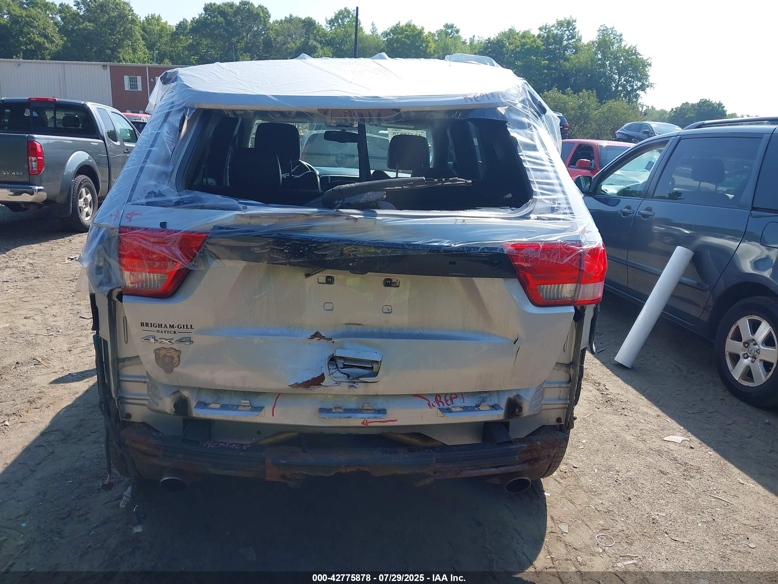 JEEP GRAND image 6