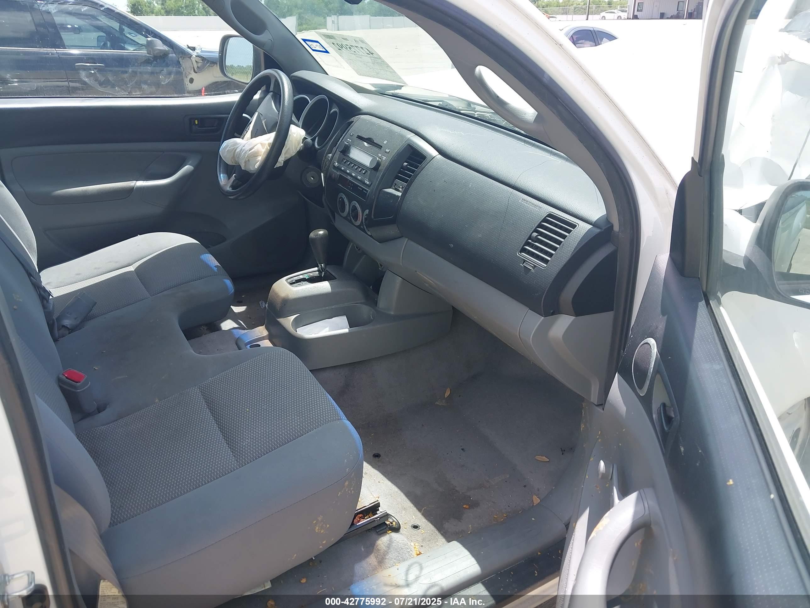 TOYOTA TACOMA image 5