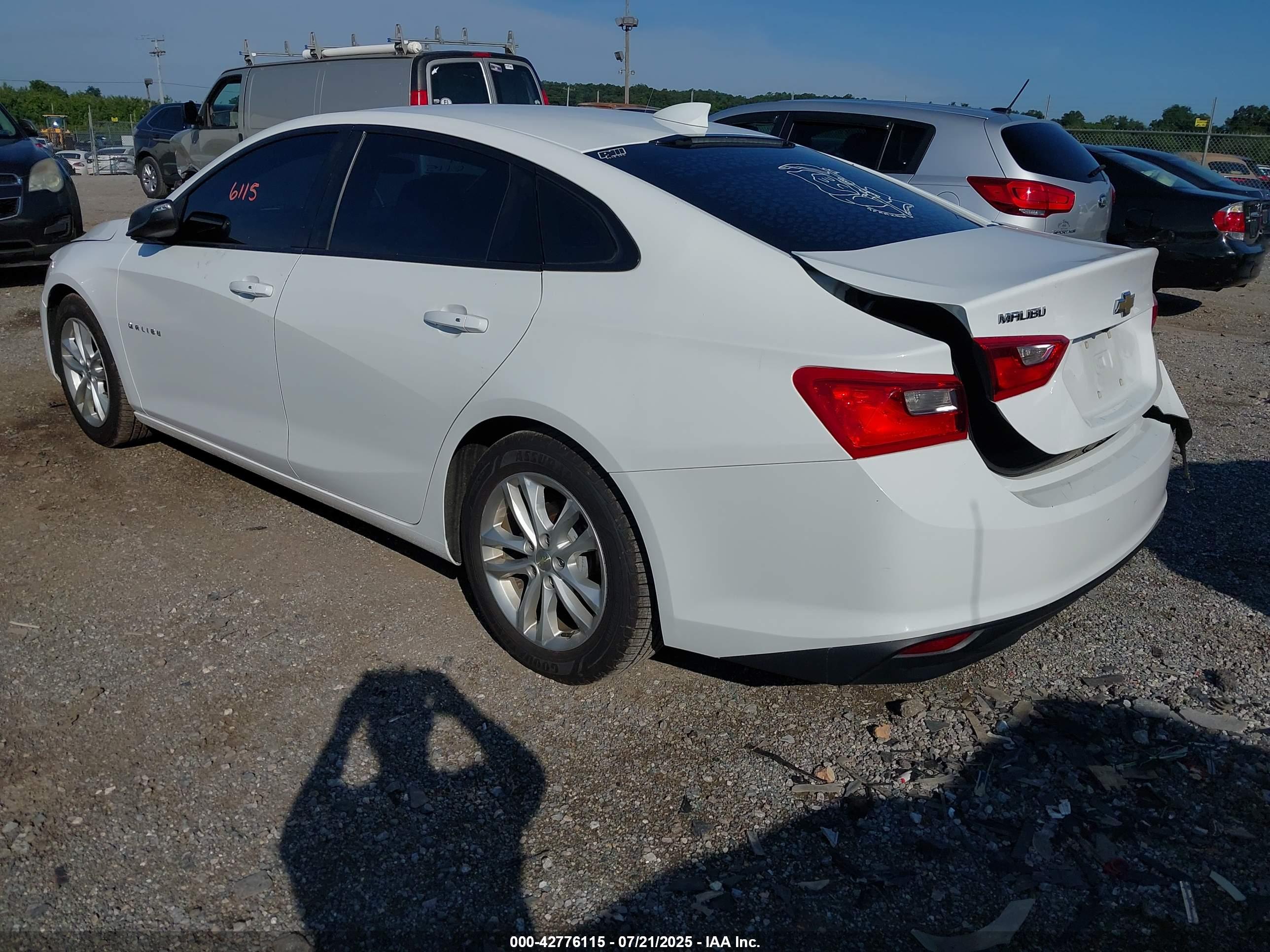 CHEVROLET MALIBU image 3