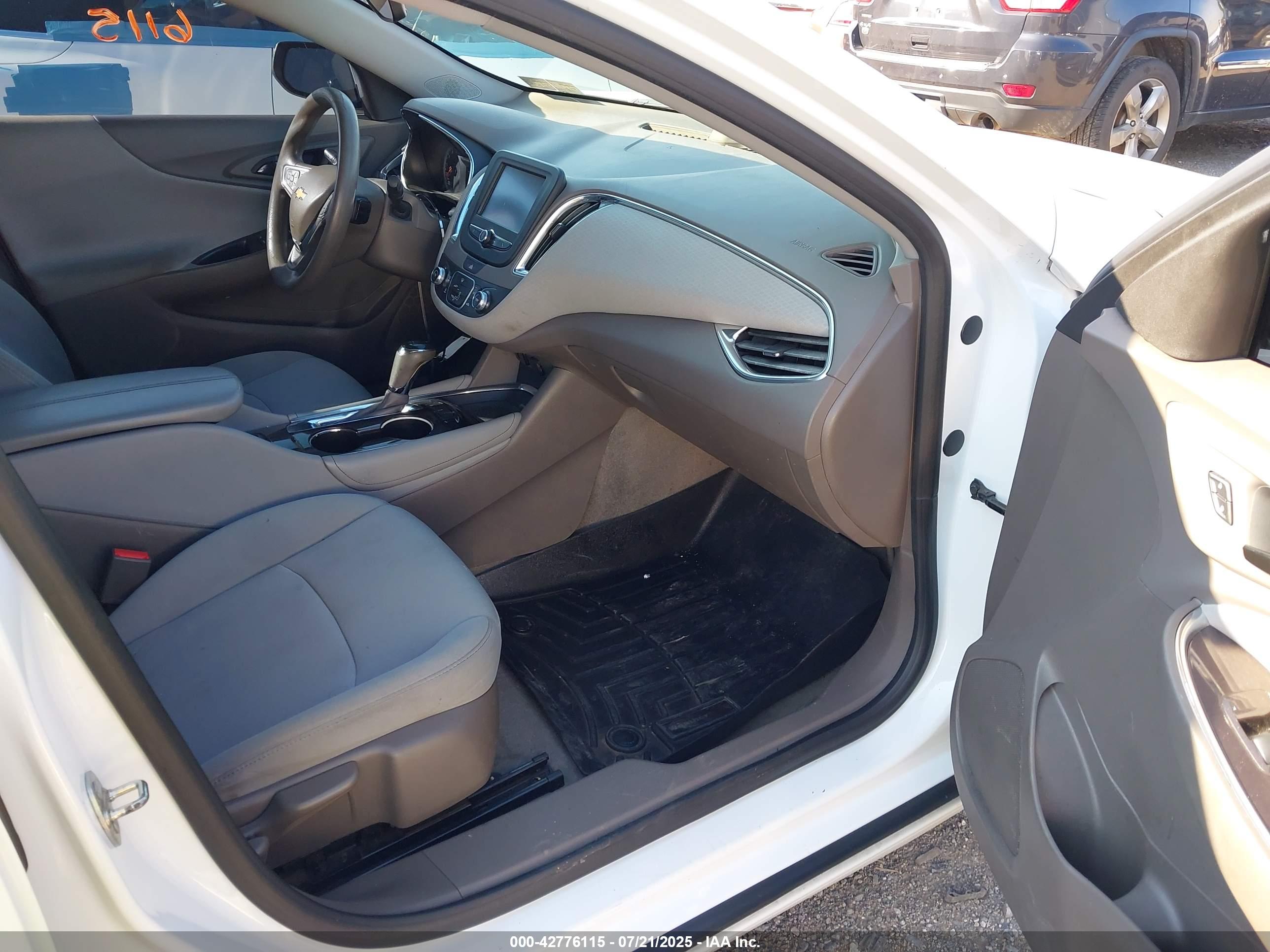 CHEVROLET MALIBU image 5
